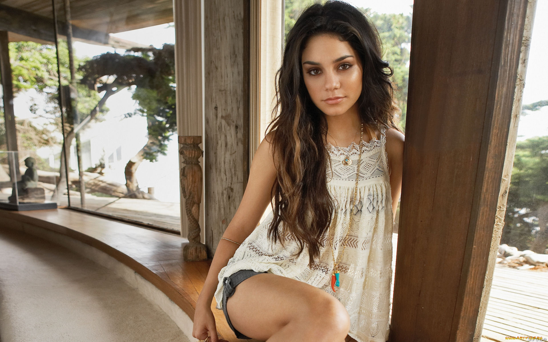 Vanessa, Hudgens, девушки