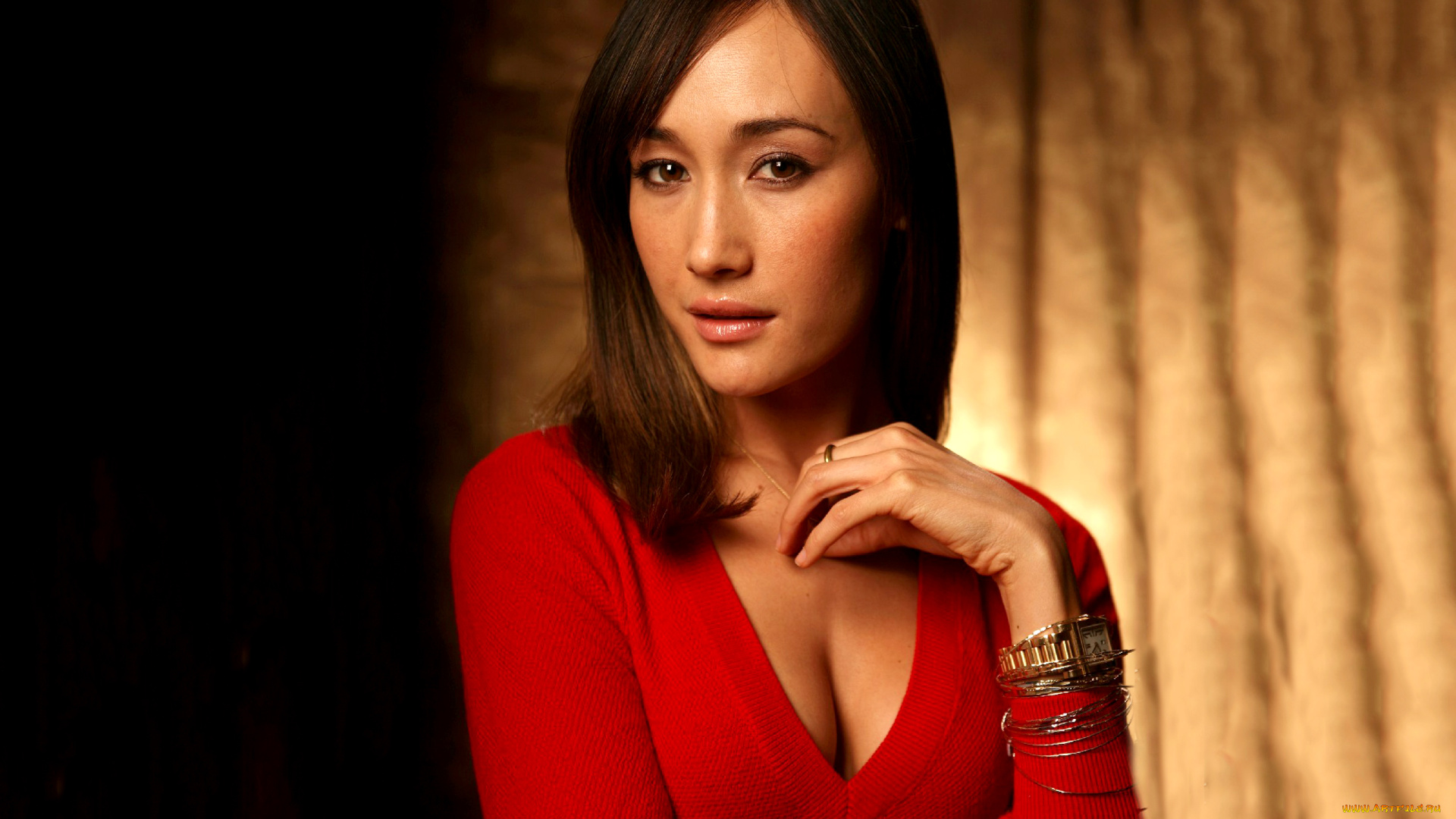 Maggie, Q, девушки