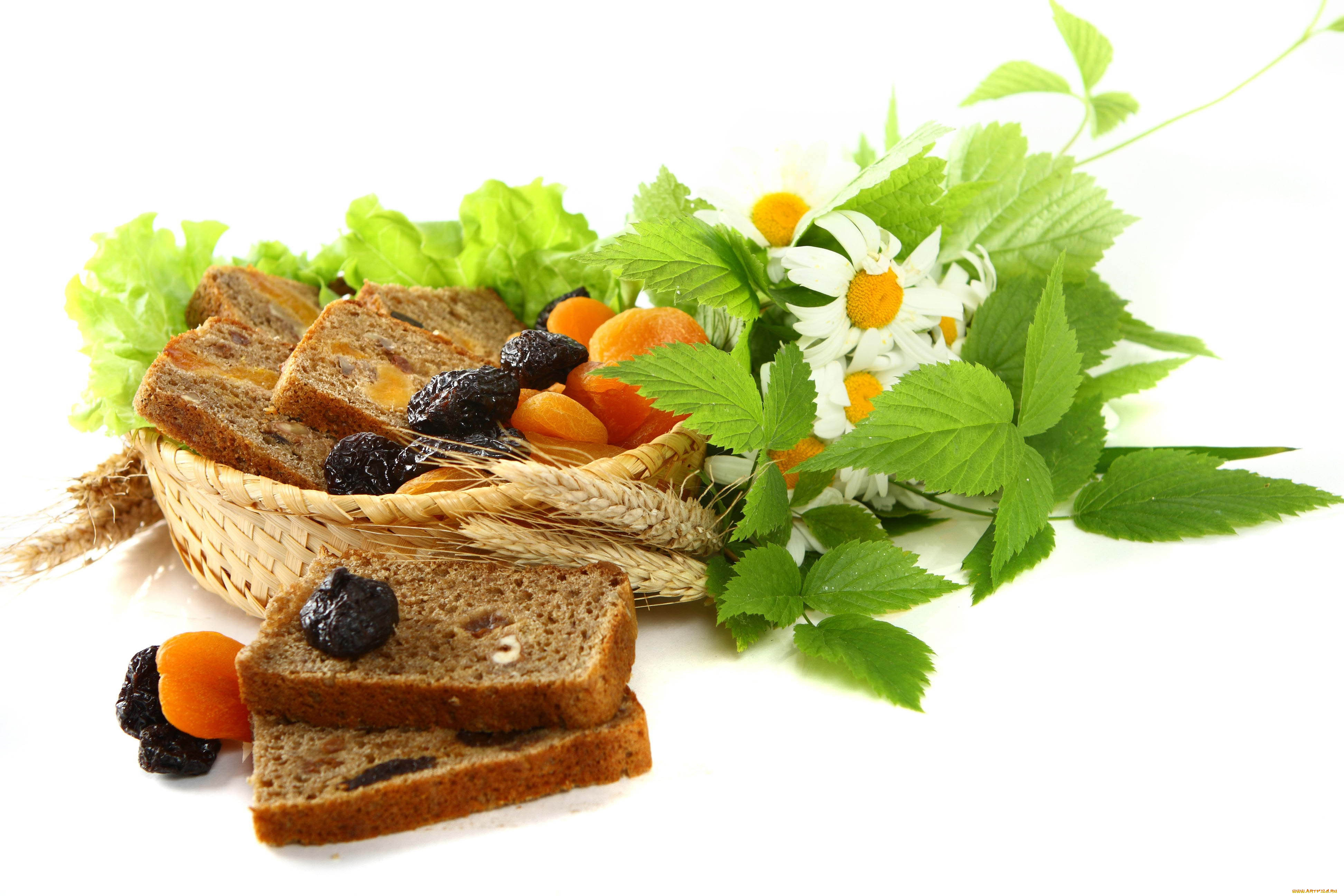 еда, разное, цветы, ветки, корзина, белый, фон, колосья, листья, хлеб, сухофрукты