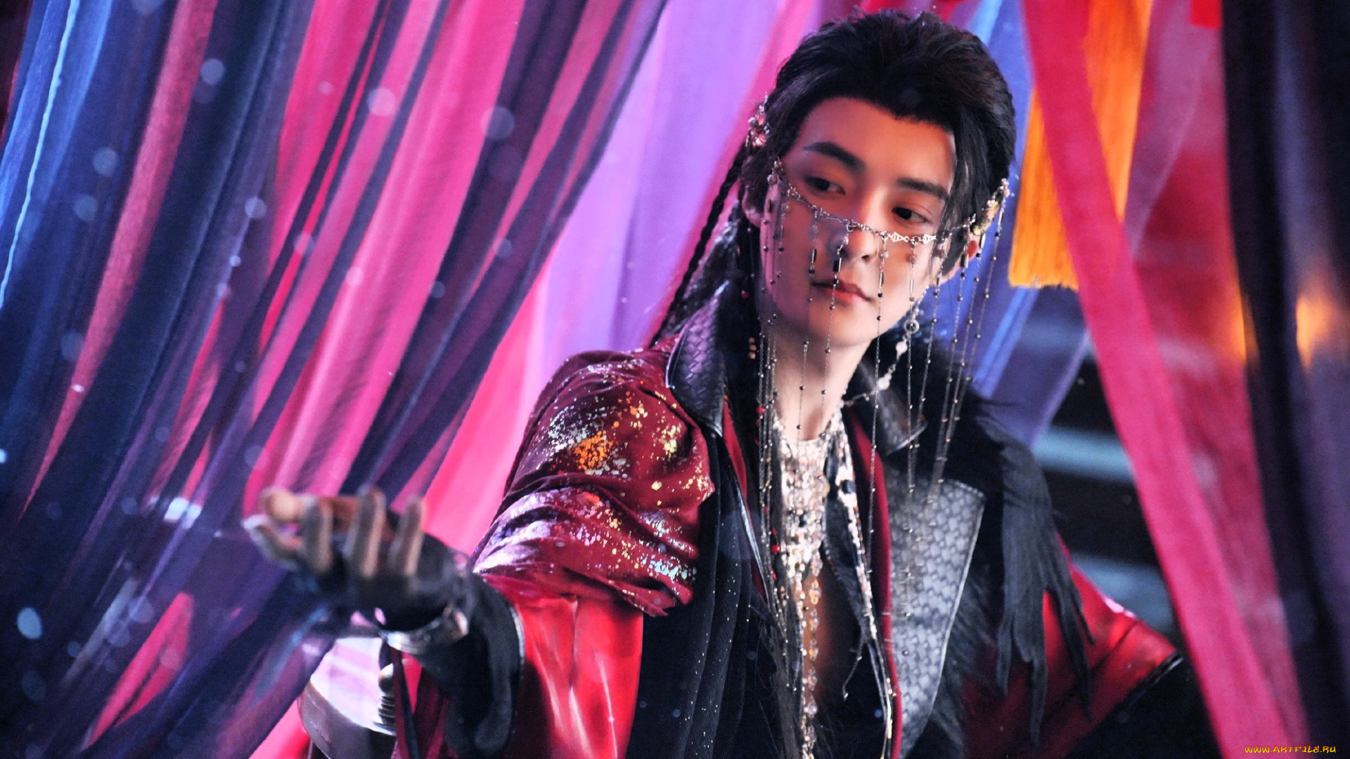 love, behind, the, mask, кино, фильмы, -unknown, , другое, парень, наряд, маска, шторы