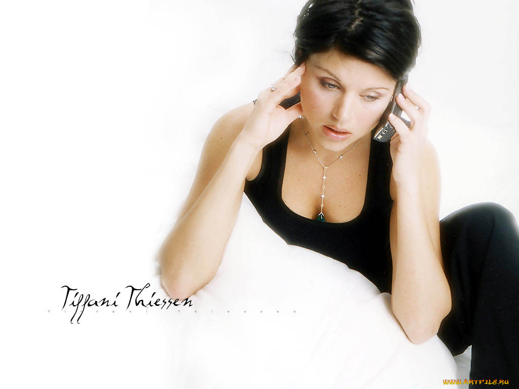 Tiffani, Amber, Thiessen, девушки