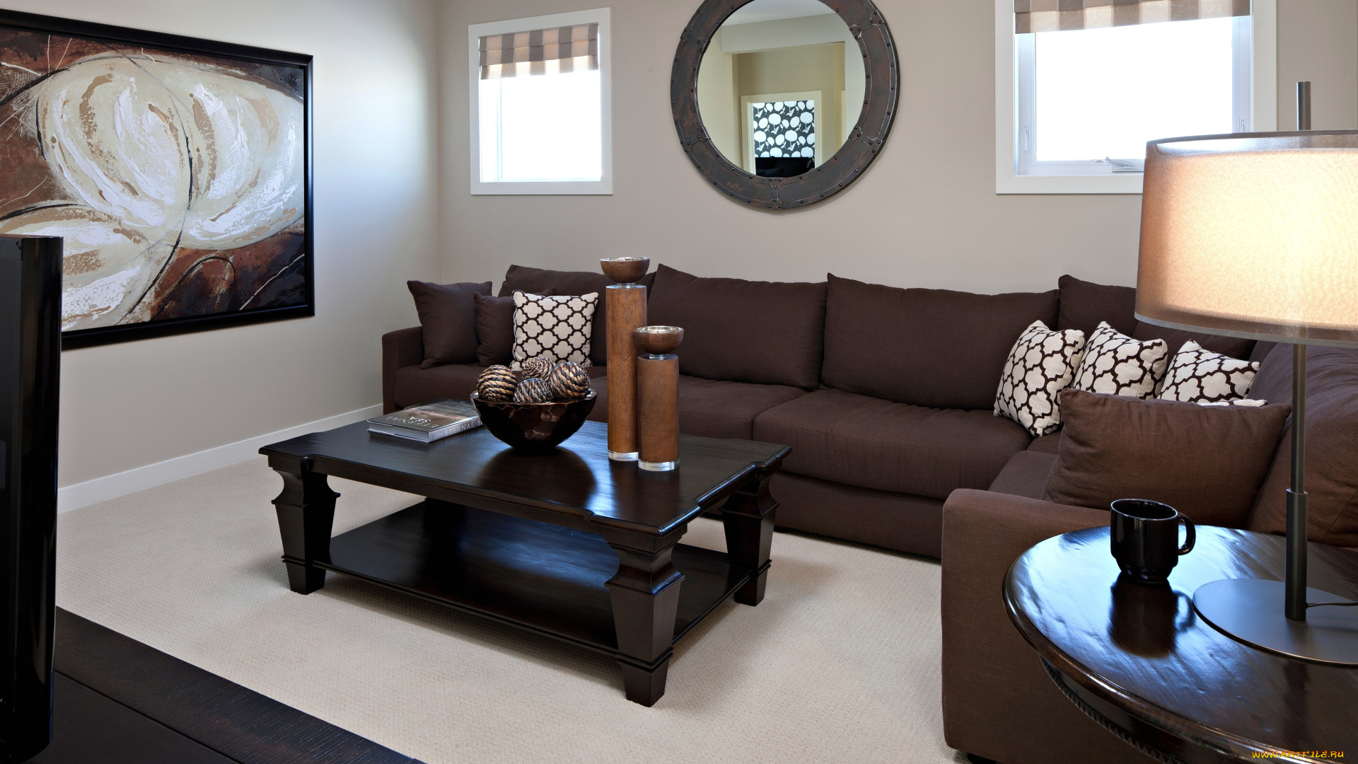 интерьер, гостиная, диван, подушки, столик, декор, зеркало