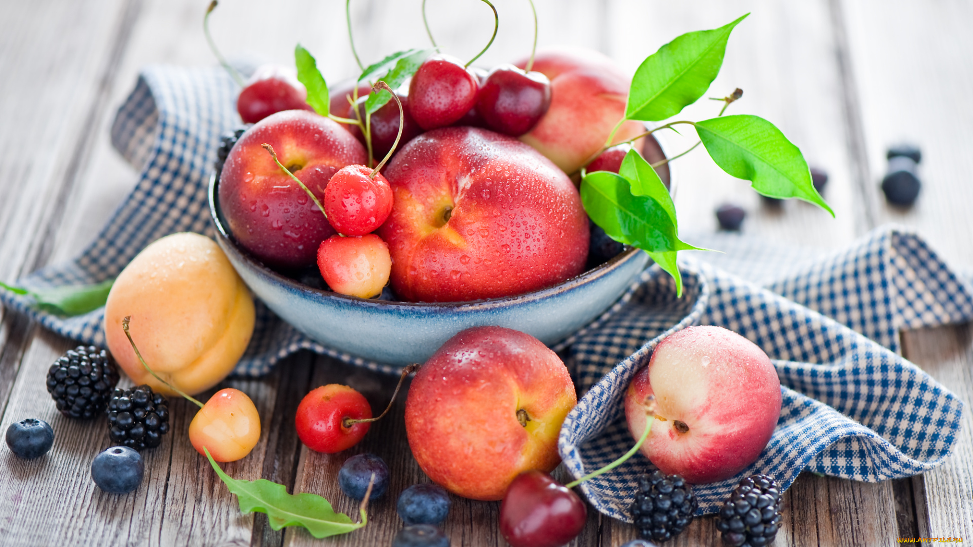 еда, фрукты, ягоды, нектарины, черешня, ежевика, голубика, салфетка, натюрморт