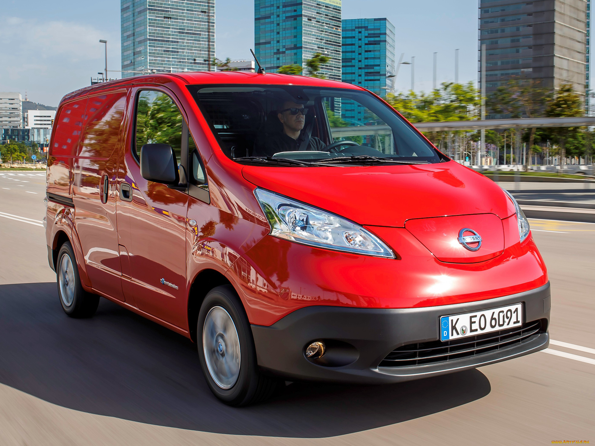 автомобили, nissan, datsun, e-nv200, van, 2014г, красный