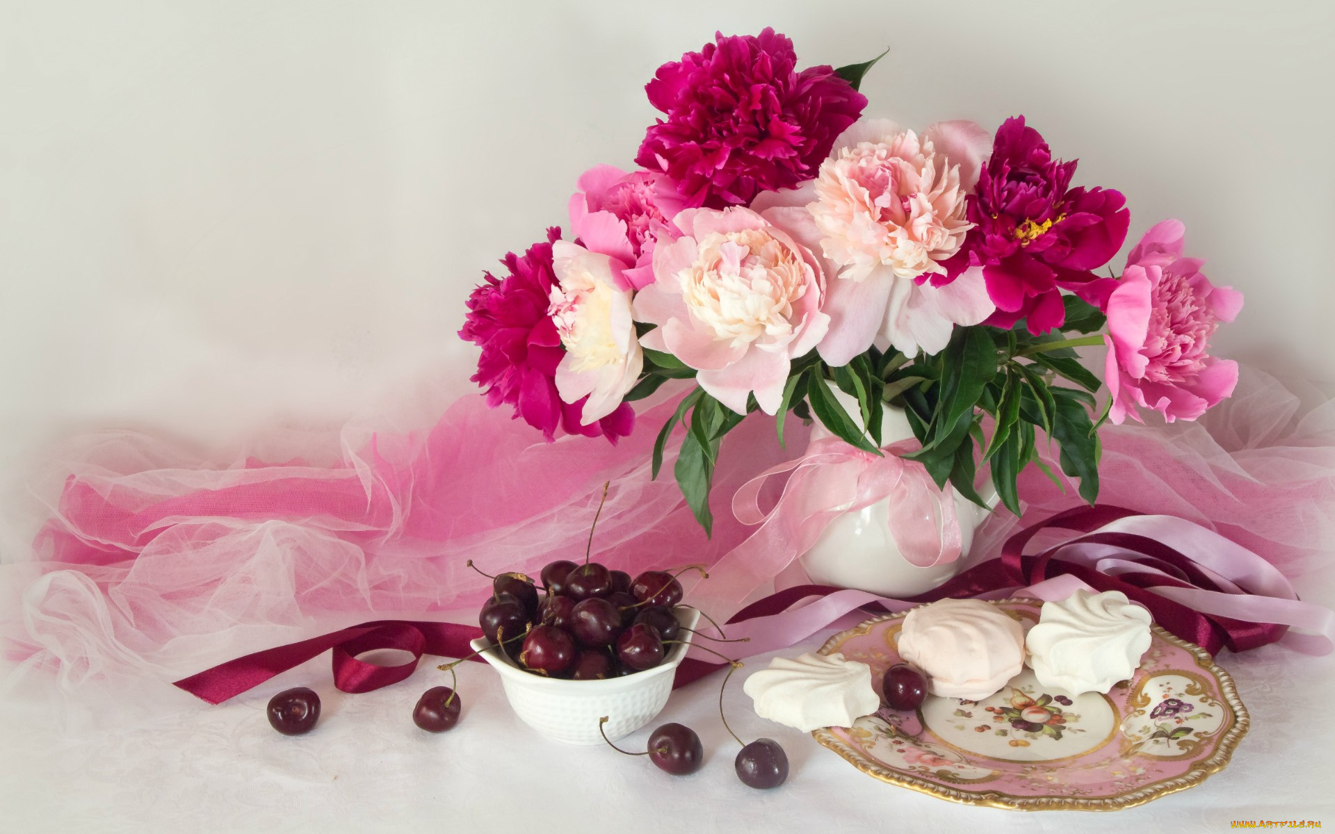 еда, натюрморт, пионы, букет, черешня, зефир, тарелка, ткань