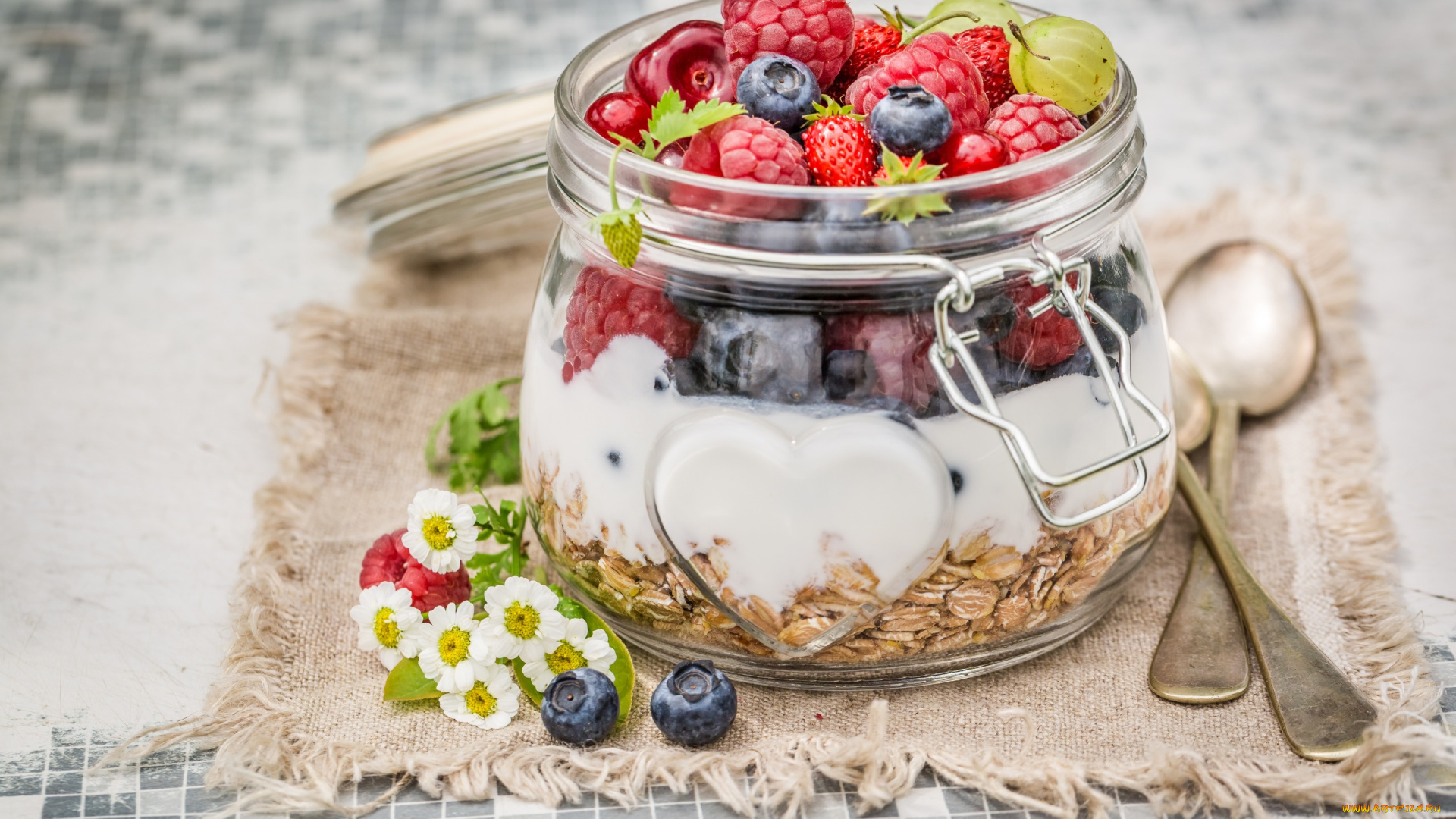 еда, мюсли, , хлопья, цветы, малина, ромашки, йогурт, ягоды, завтрак, вишня, овсянка, черника