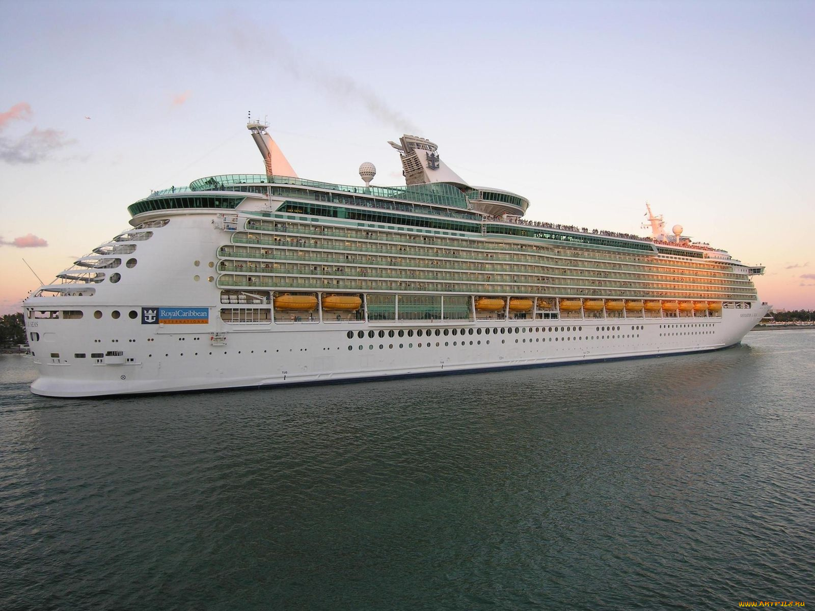 корабли, лайнеры