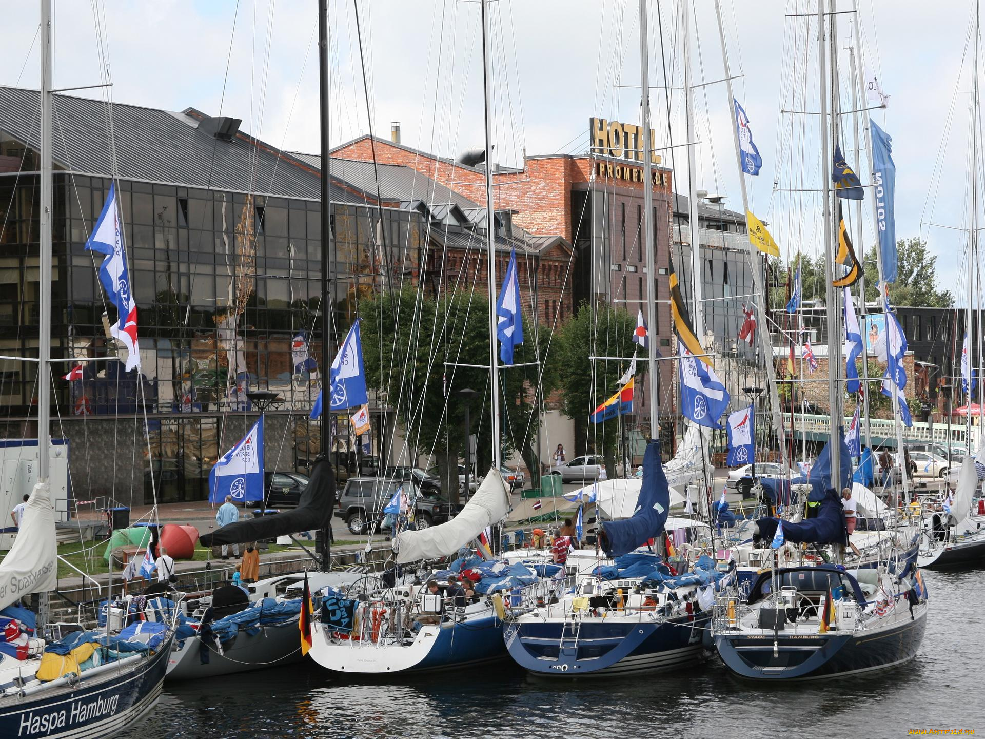 корабли, порты, причалы