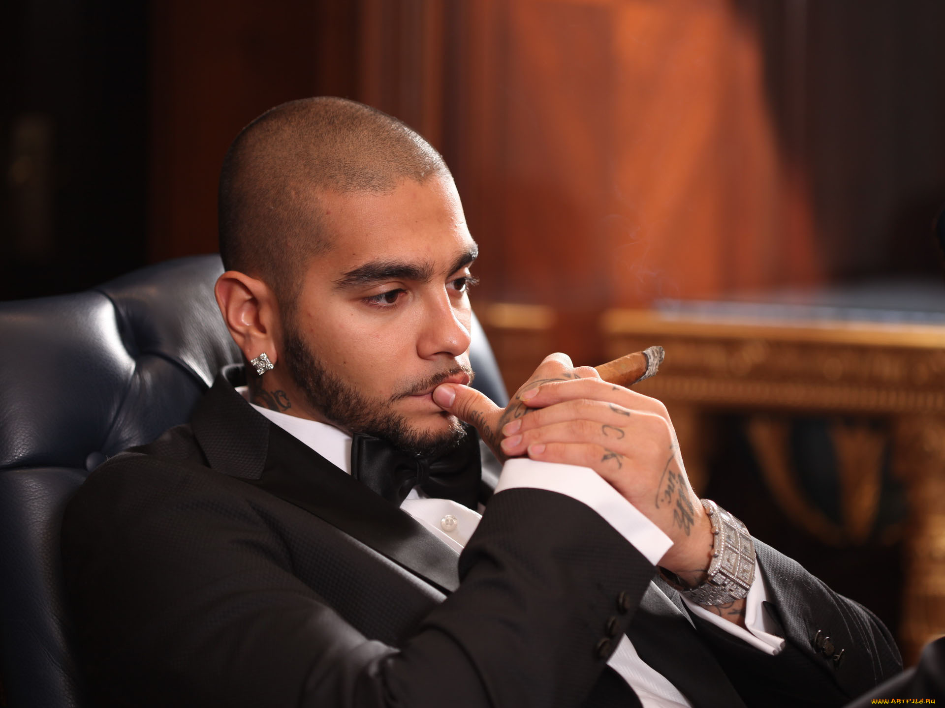 музыка, тимати, сигара, серьга, борода, усы