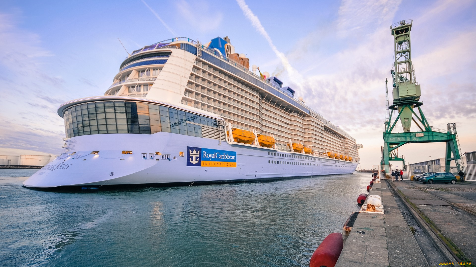 корабли, лайнеры, причал, набережная, водоем