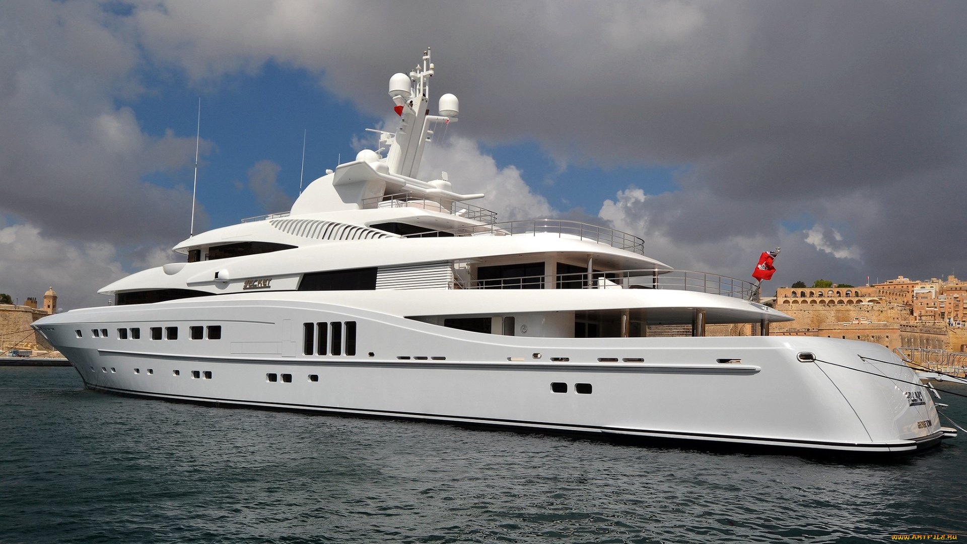 корабли, Яхты, облака, здания, водоем