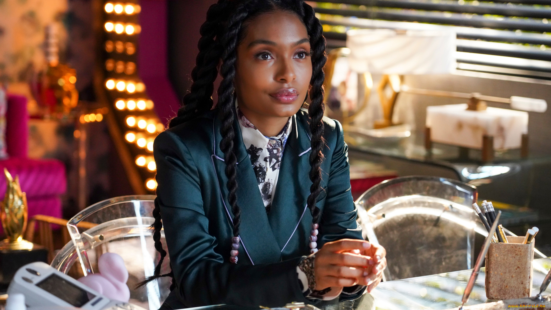 grown-ish, , сериал, 2018, –, , кино, фильмы, -unknown, , другое, повзрослевшие, драма, сериал, комедия, yara, shahidi, zoey, johnson