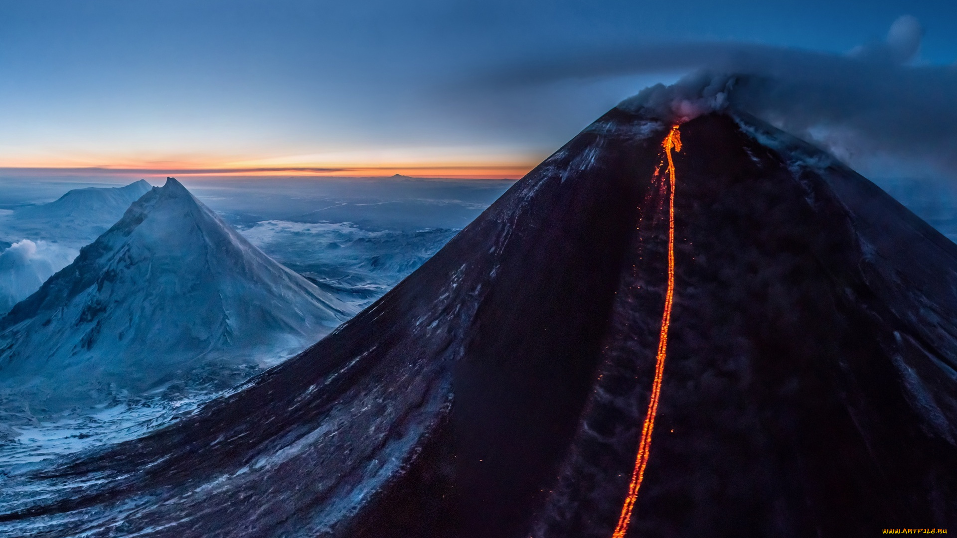 ключевская, сопка, природа, стихия, лава, вулкан, извержение, горы, небо, облака