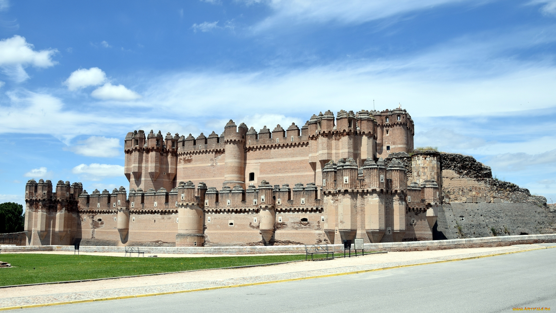 города, -, дворцы, , замки, , крепости, сastillo, de, сoca, segovia, castilla, y, leon, архитектура, замок, небо, облака, здание, скамейка