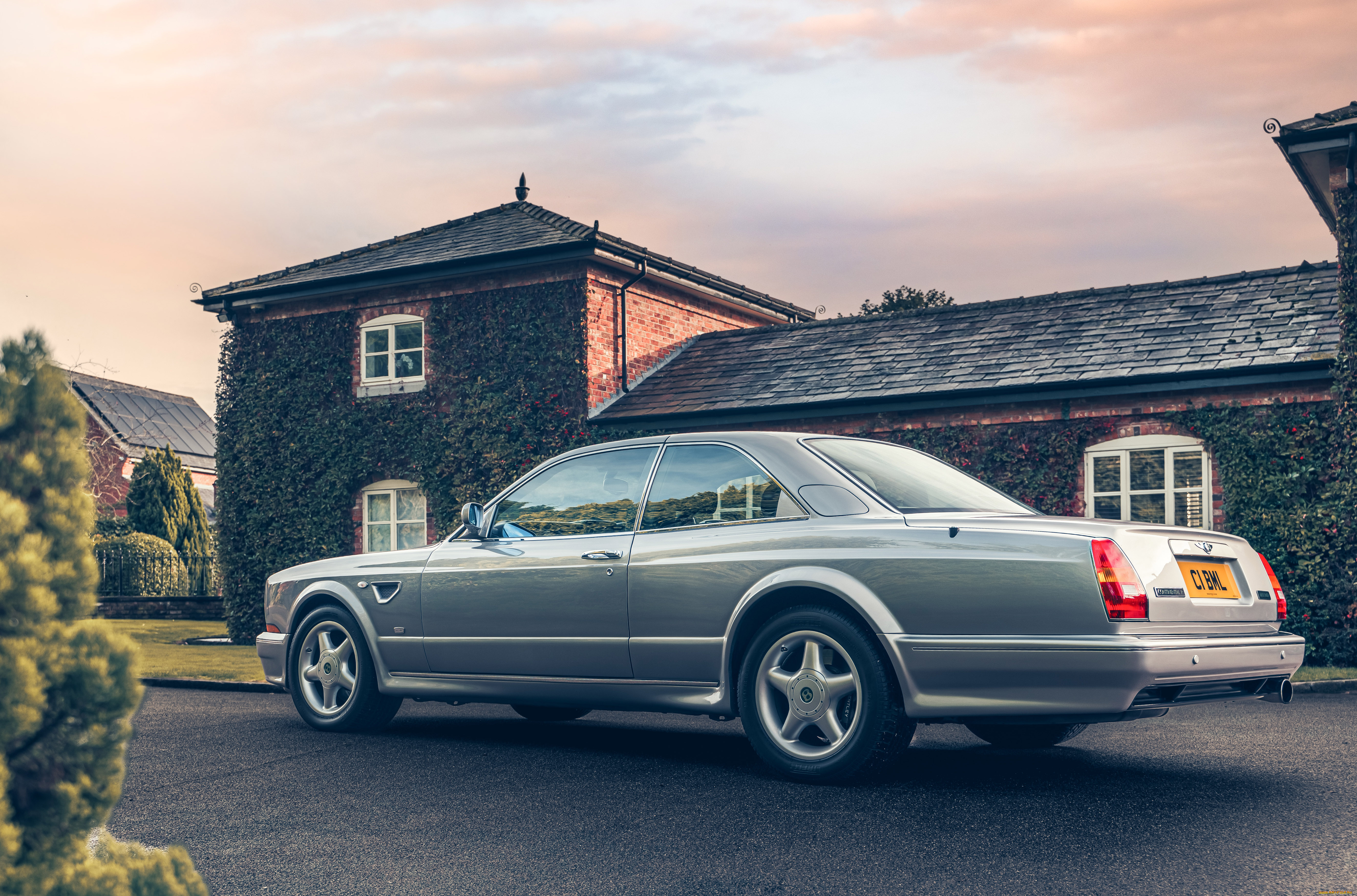 автомобили, bentley