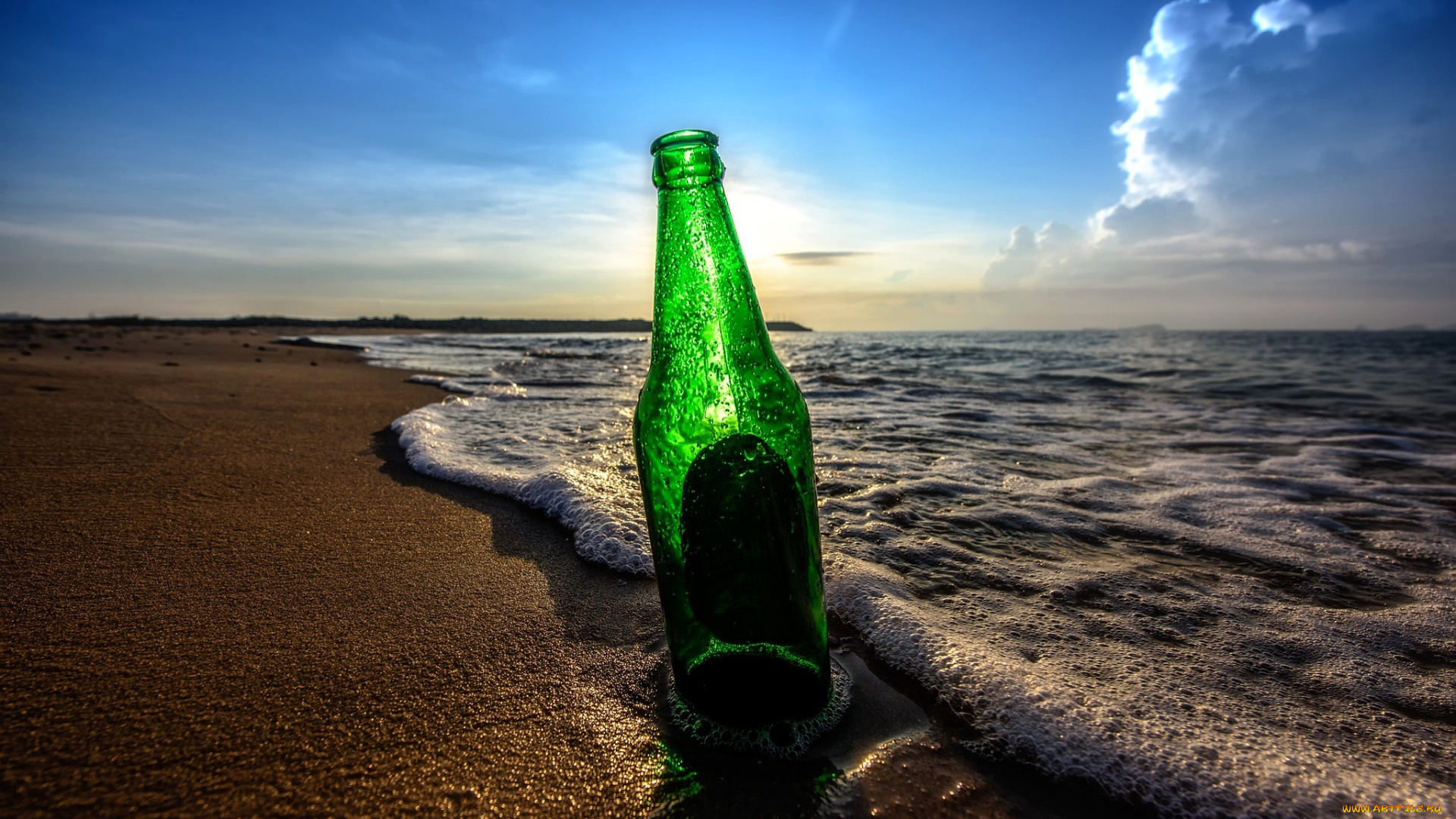 разное, предметы, быта, бутылка, море, берег, пляж, пена, небо, облака