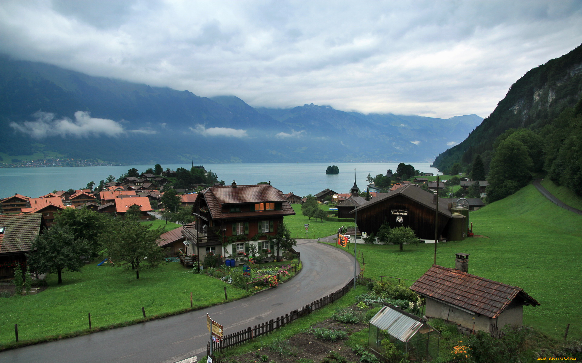 iseltwald, switzerland, города, улицы, площади, набережные, дома, дорога, горы