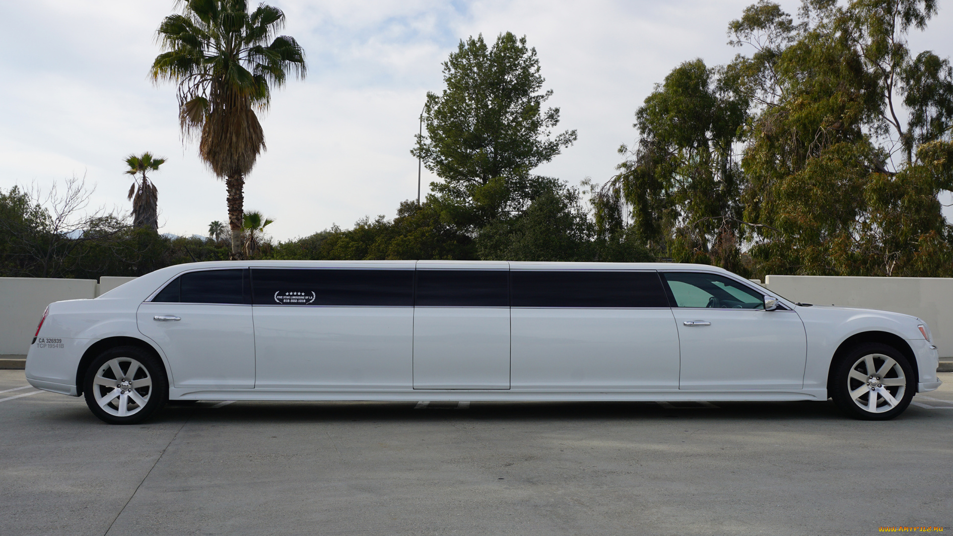 chrysler, 300, limousine, 2016, автомобили, выставки, и, уличные, фото, chrysler, 300, limousine, 2016