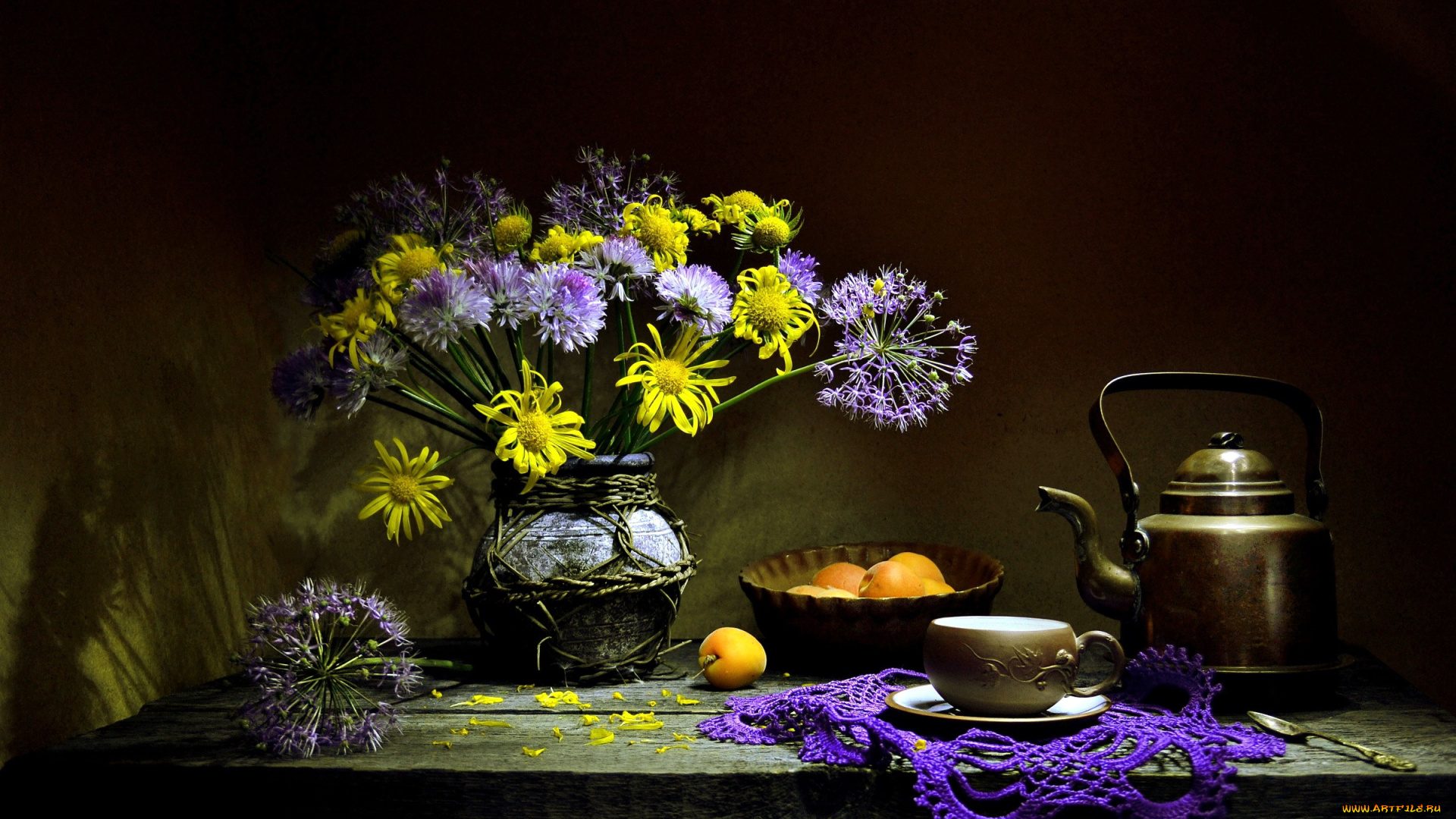 еда, натюрморт, букет, чайник, яблоки