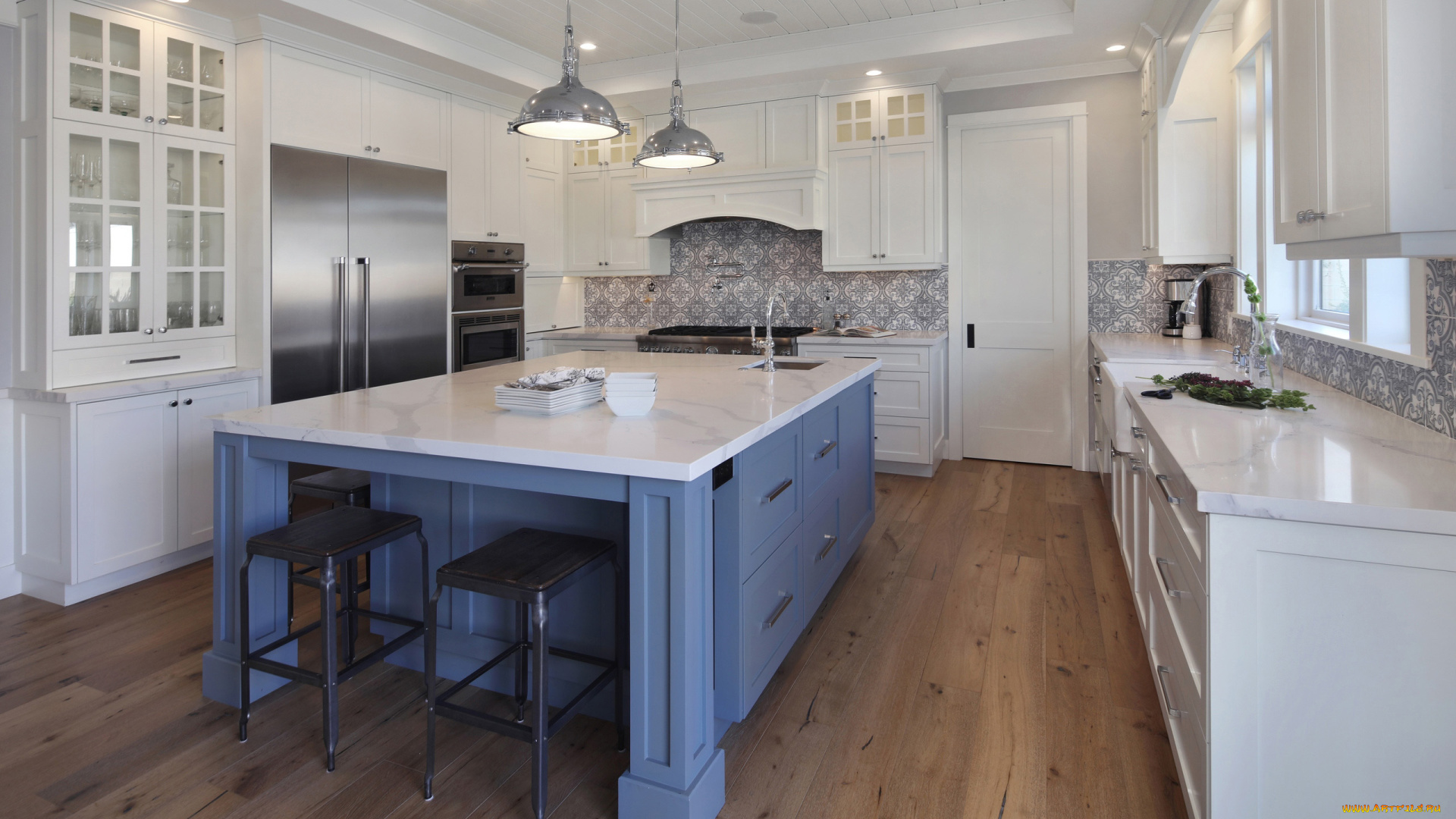 интерьер, кухня, шкафчики, стол, лампы