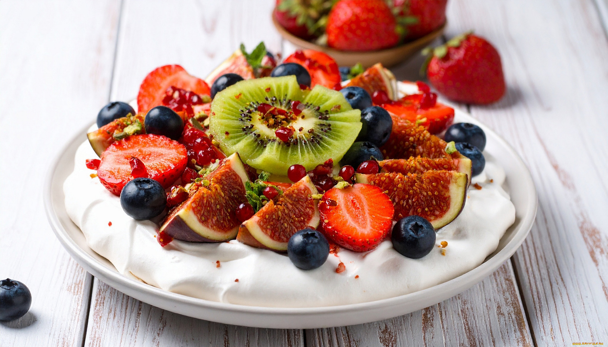 еда, пирожные, , кексы, , печенье, киви, инжир, клубника, пирожное, безе