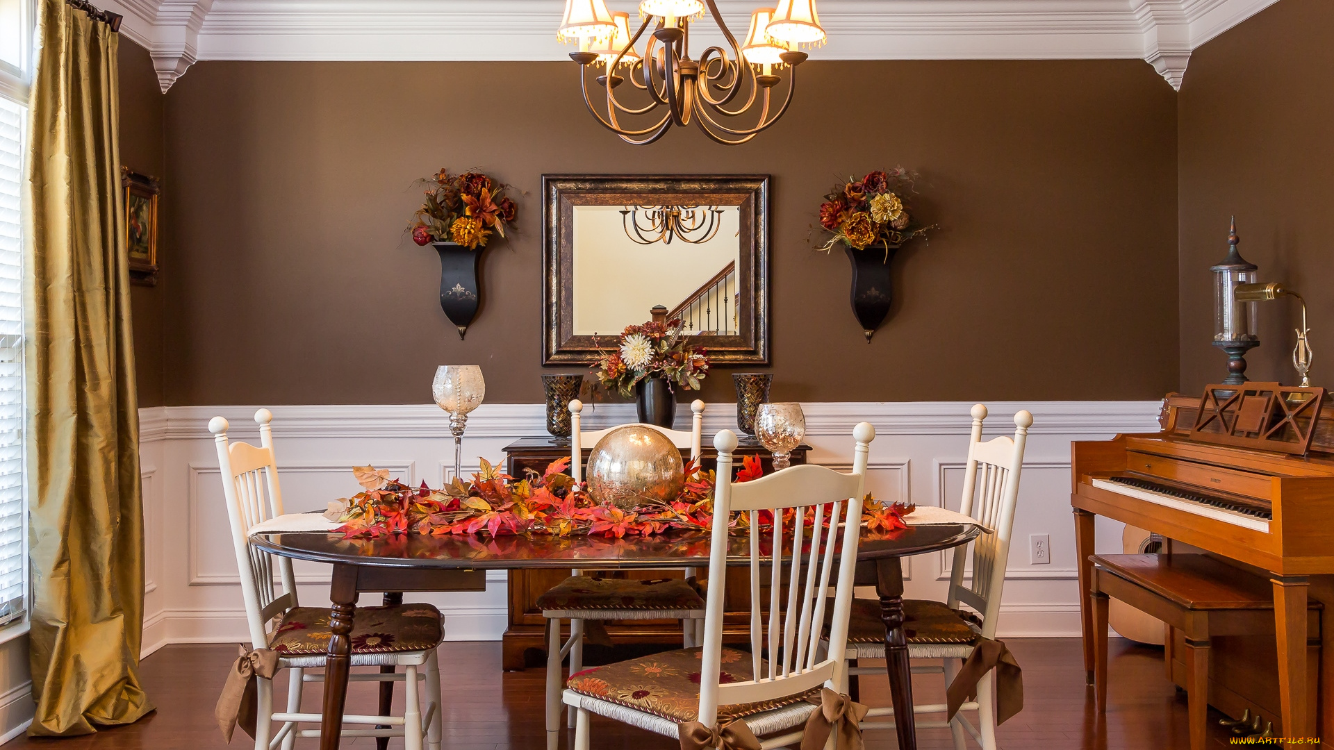 интерьер, столовая, стол, стулья, декор