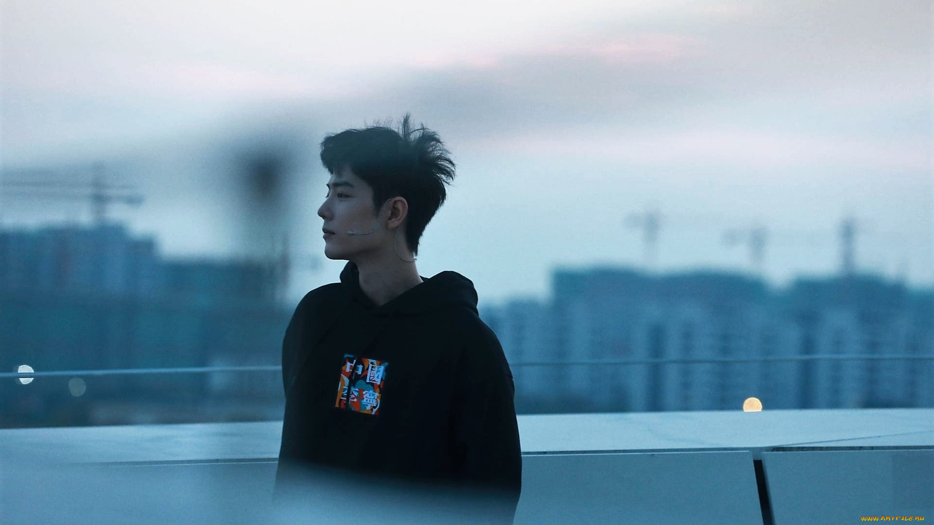 мужчины, xiao, zhan, актер, толстовка, ограждение