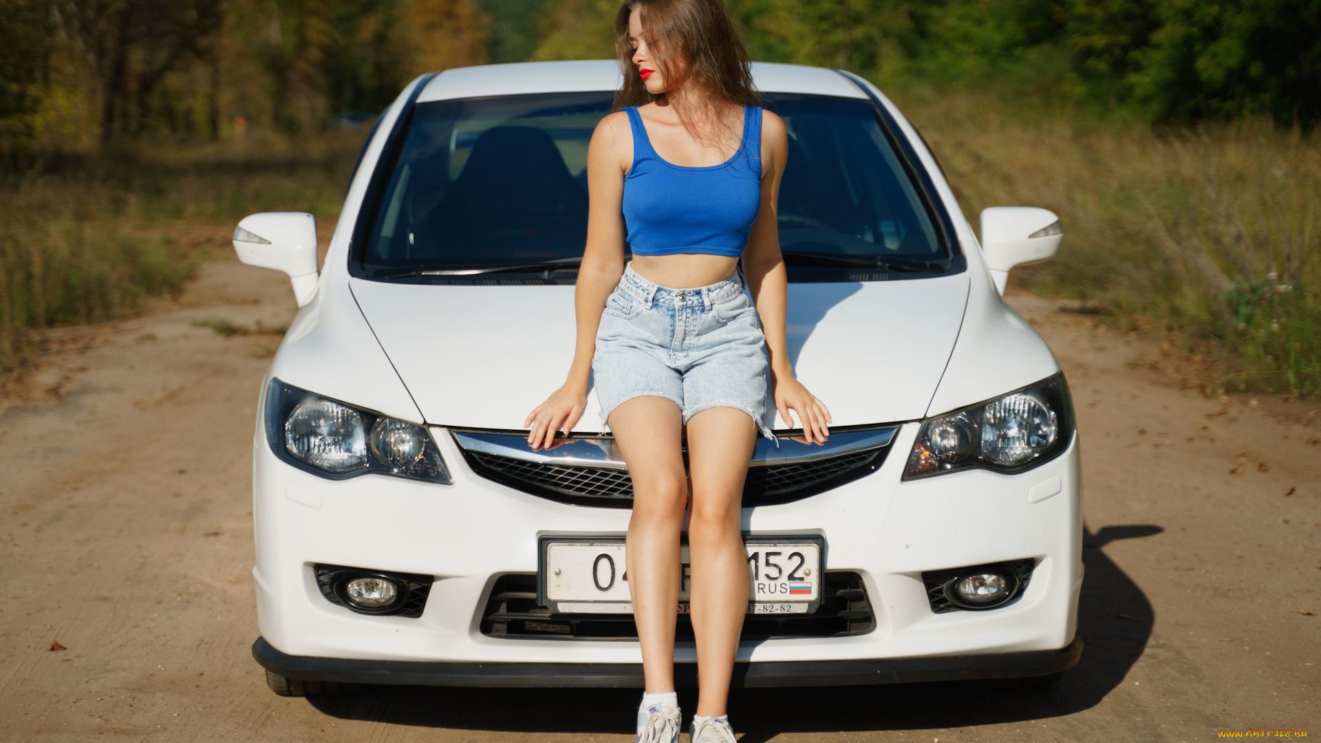 девушка, и, авто, автомобили, -авто, с, девушками, девушка, женщина, шатенка, темноволосая, сексуальная, модель, звезда, позирует, разная, обувь, верхняя, стильная, одежда, нижнее, эротическое, бельё, трусы, лифчик, колготки, чулки, аксессуары, макияж, и, множество, элементов, на, фотографии