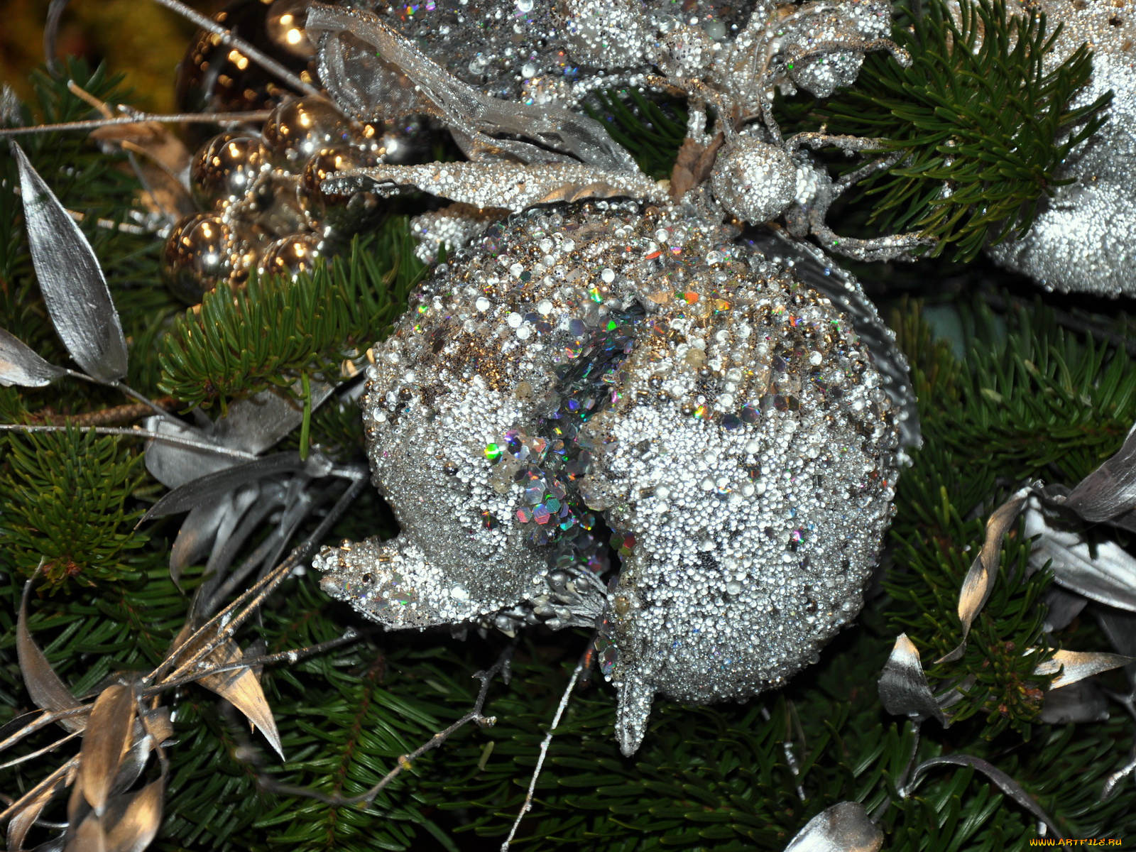 праздничные, украшения