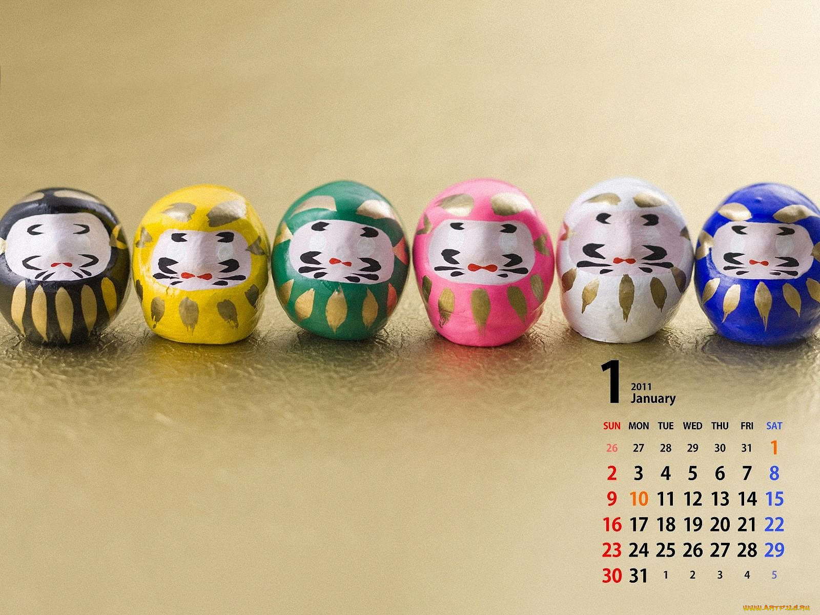 календари, игрушки, маски