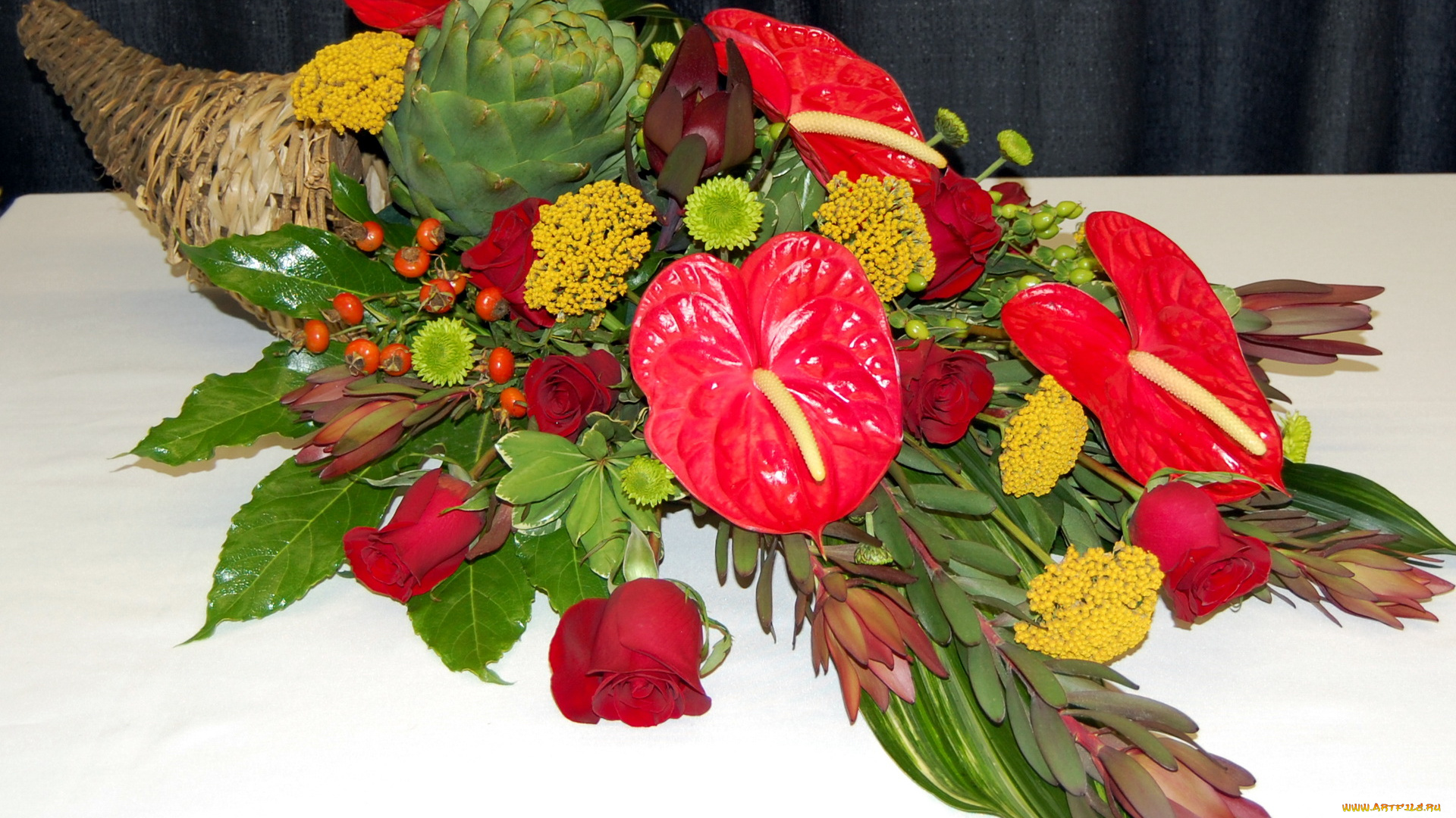 цветы, букеты, композиции, шиповник, антуриум, роза