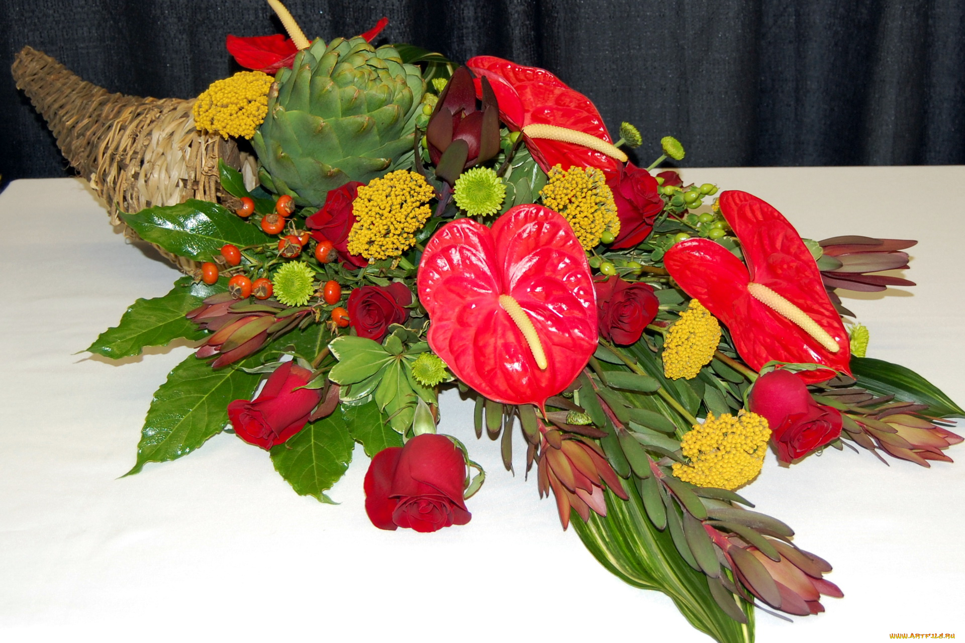 цветы, букеты, композиции, шиповник, антуриум, роза