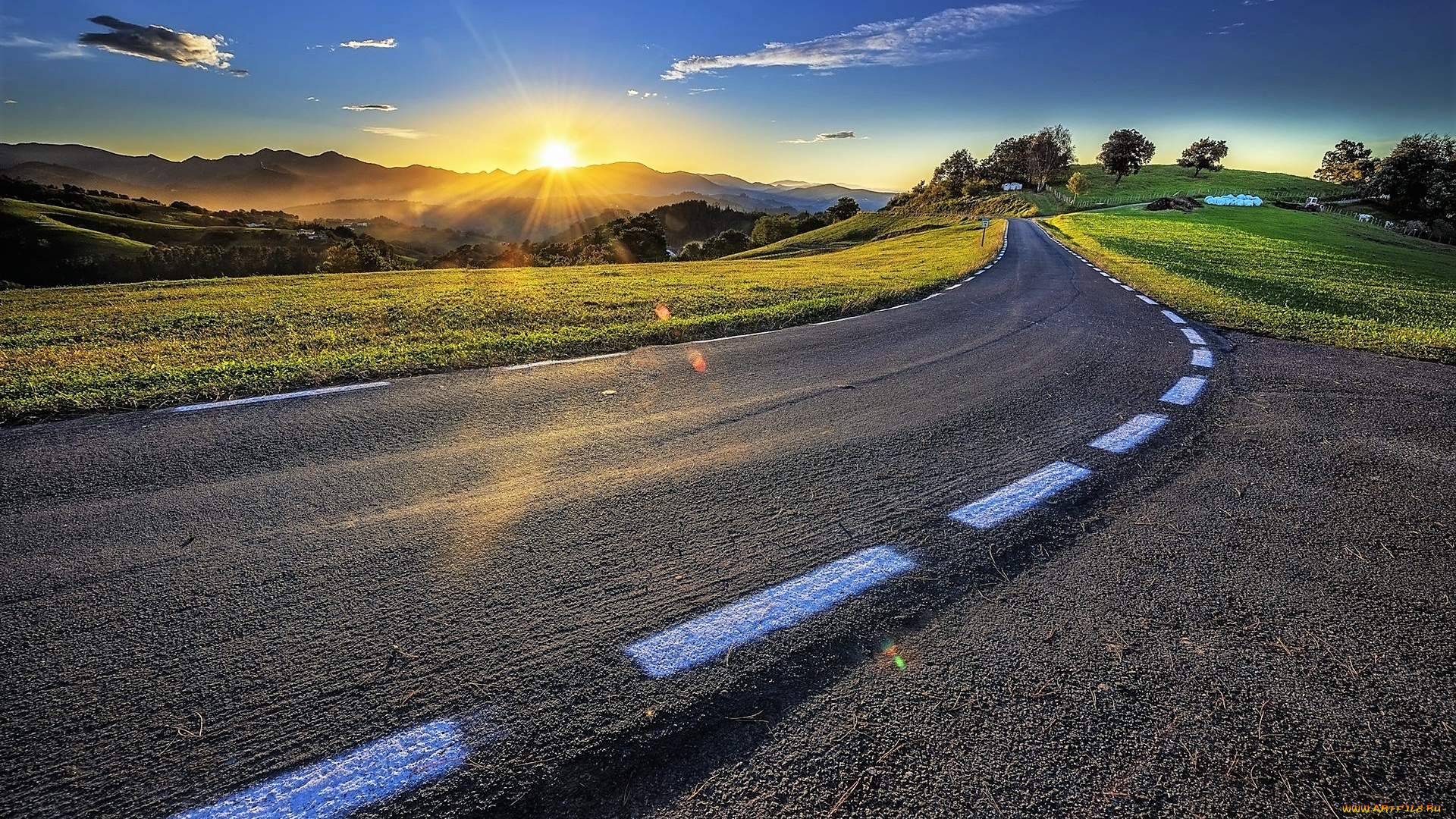 природа, дороги, небо, солнце, горы, дорога