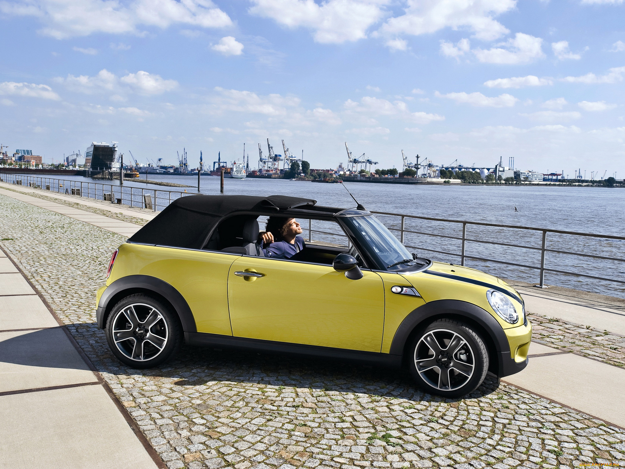 автомобили, mini