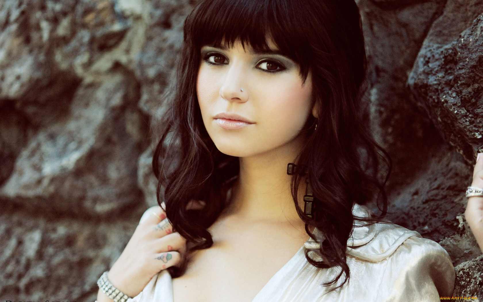 Hanna, Beth, девушки