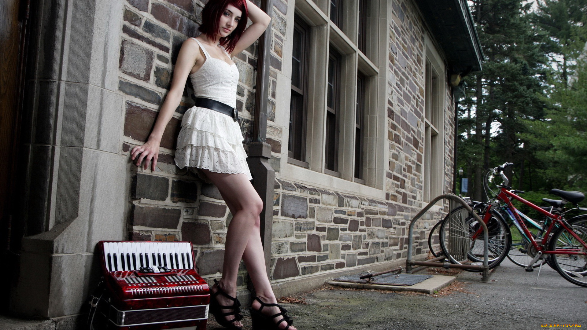 Susan, Coffey, девушки