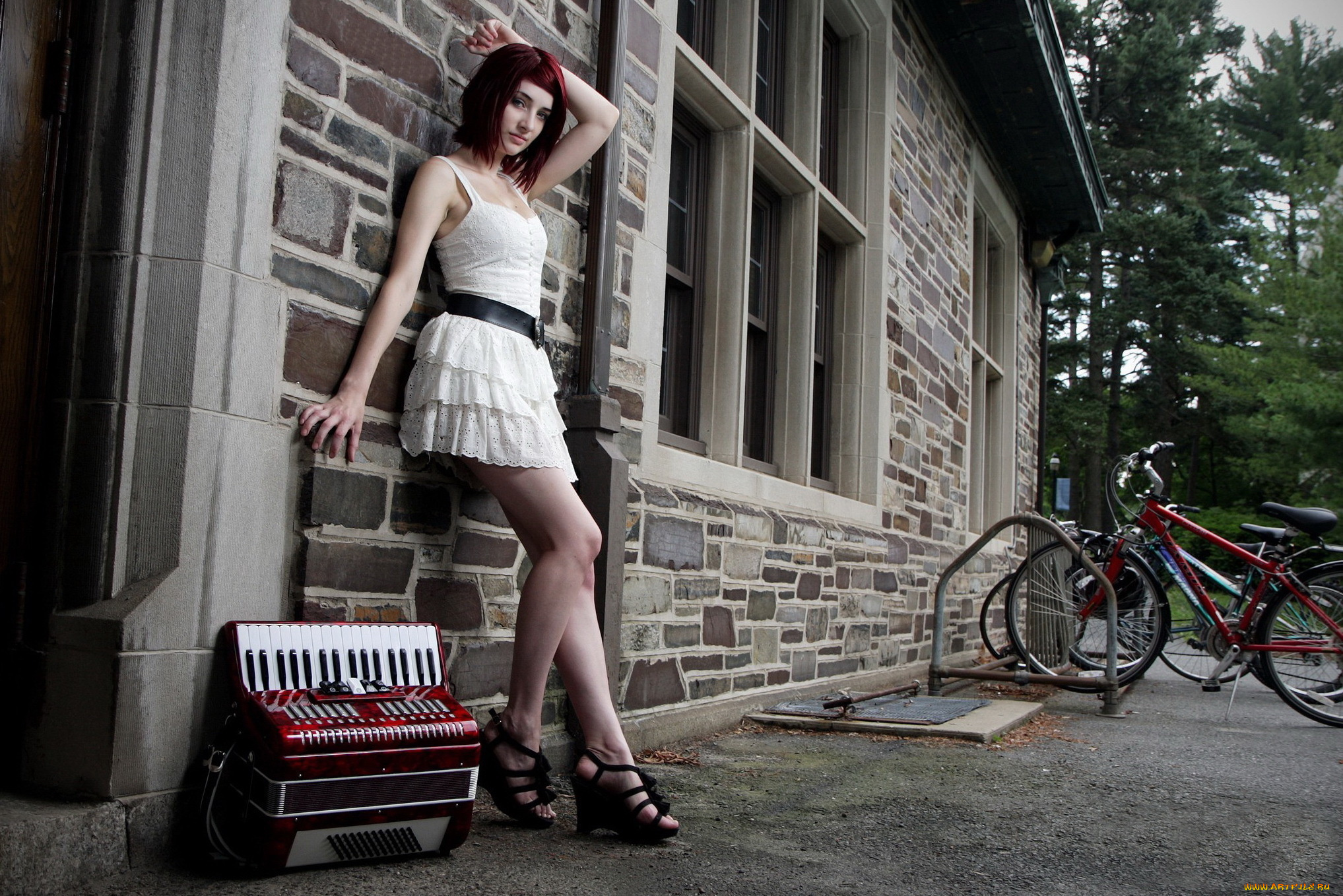 Susan, Coffey, девушки