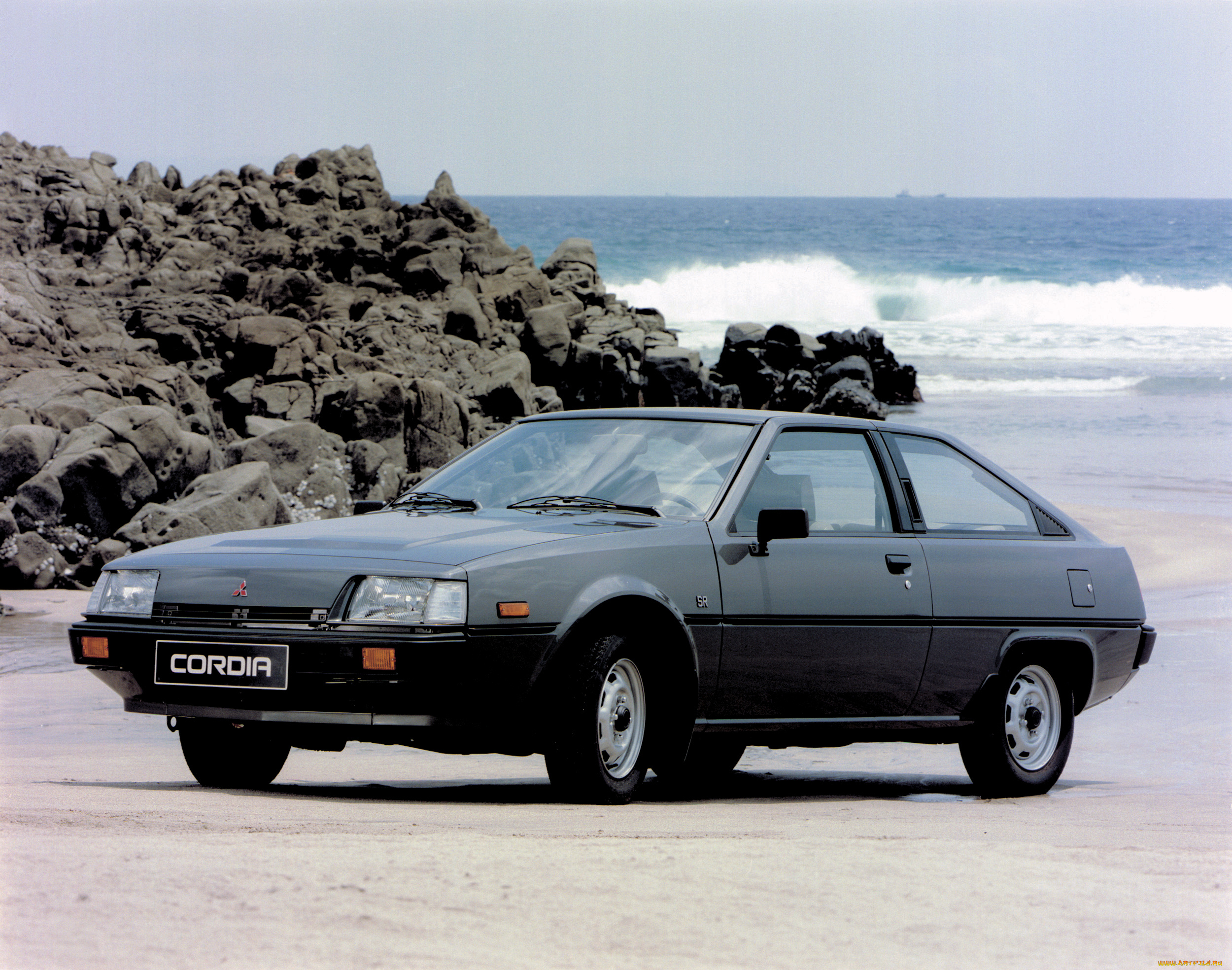 автомобили, mitsubishi