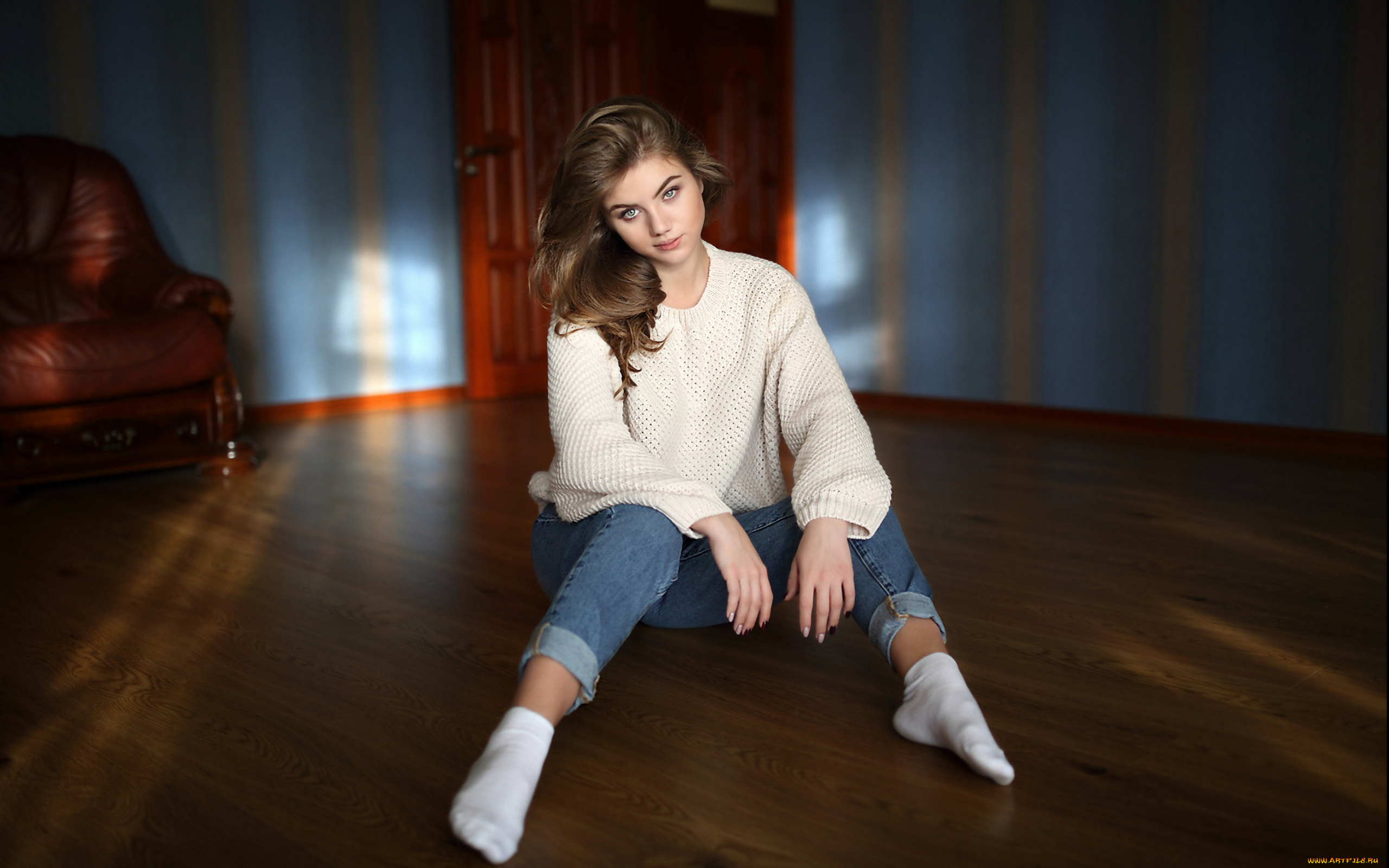 девушки, -unsort, , брюнетки, темноволосые, джинсы, кофточка, солнце