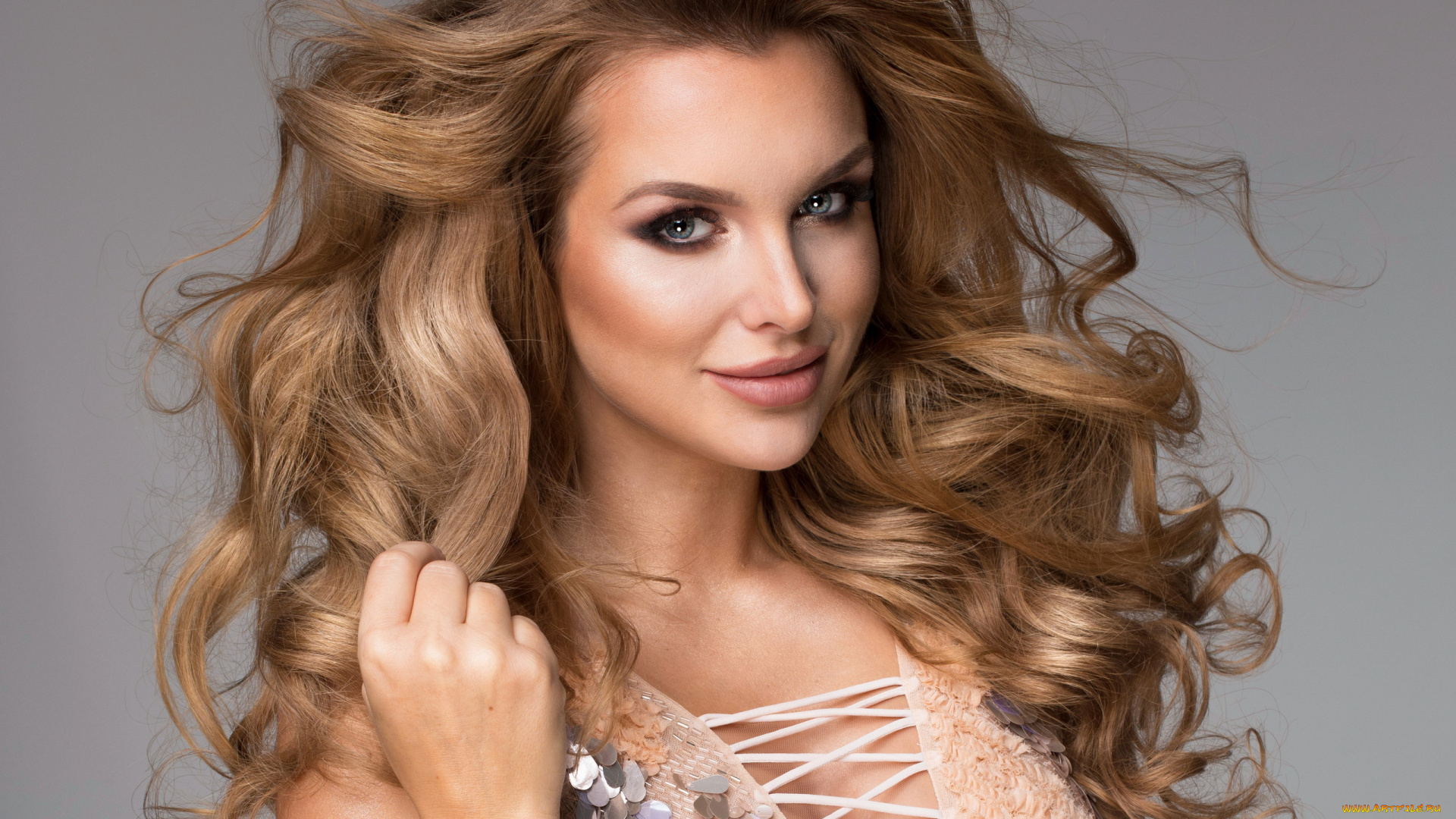 девушки, -, лица, , портреты, блондинка, макияж, улыбка, декольте