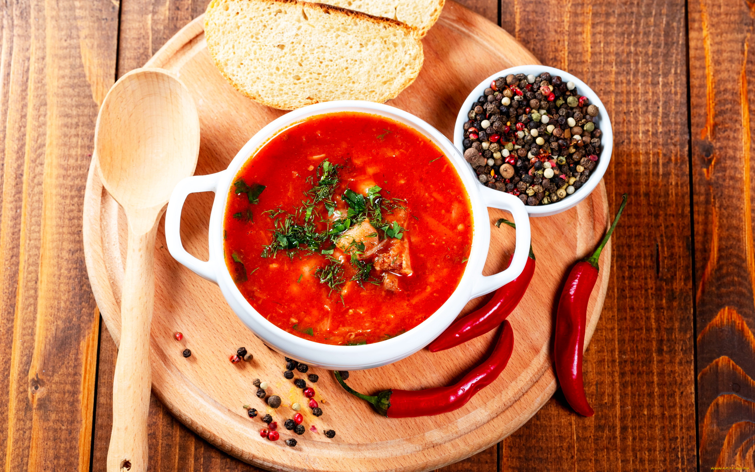 еда, первые, блюда, борщ, острый, перец, стручки, хлеб