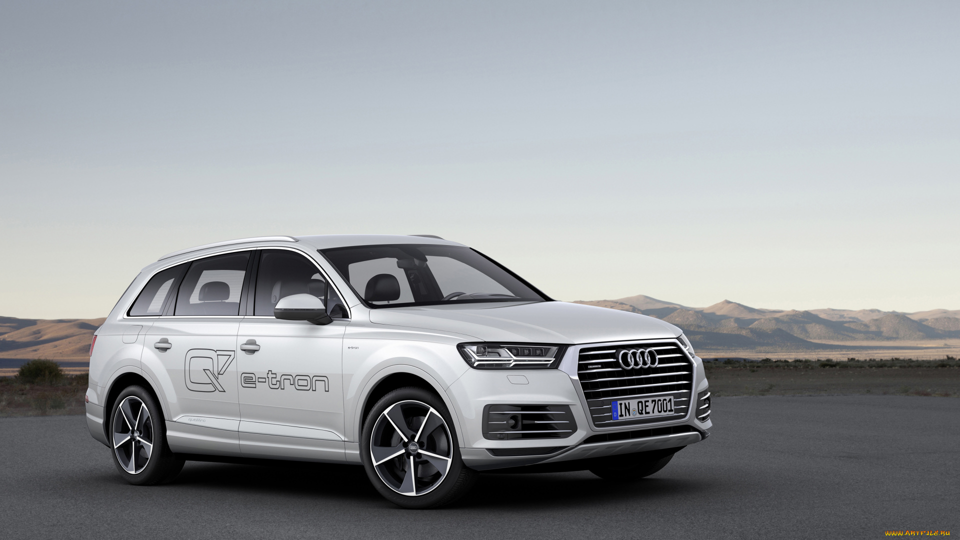 автомобили, audi, q7, светлый, 2015г, quattro, e-tron