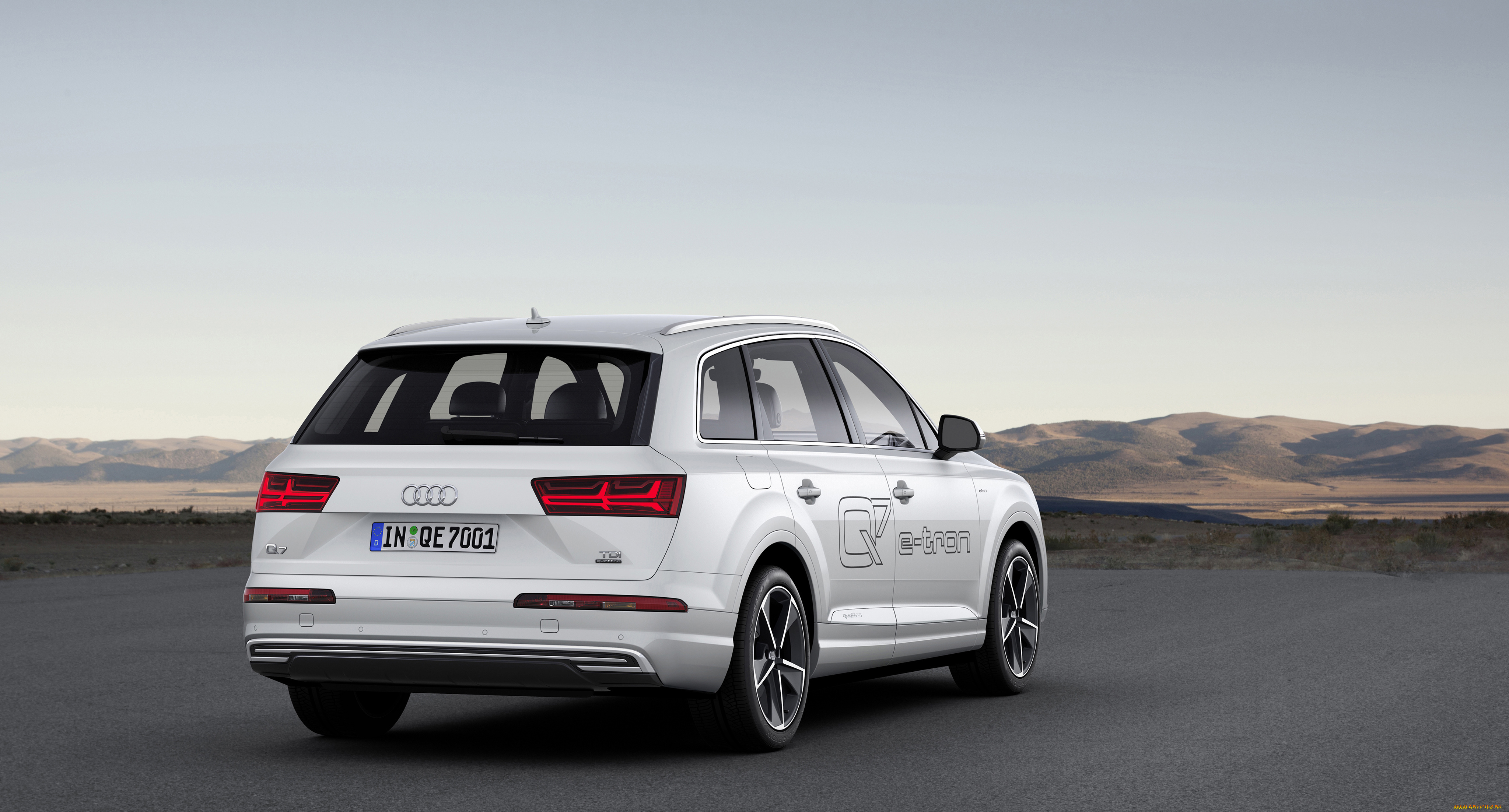 автомобили, audi, светлый, 2015г, quattro, e-tron, q7