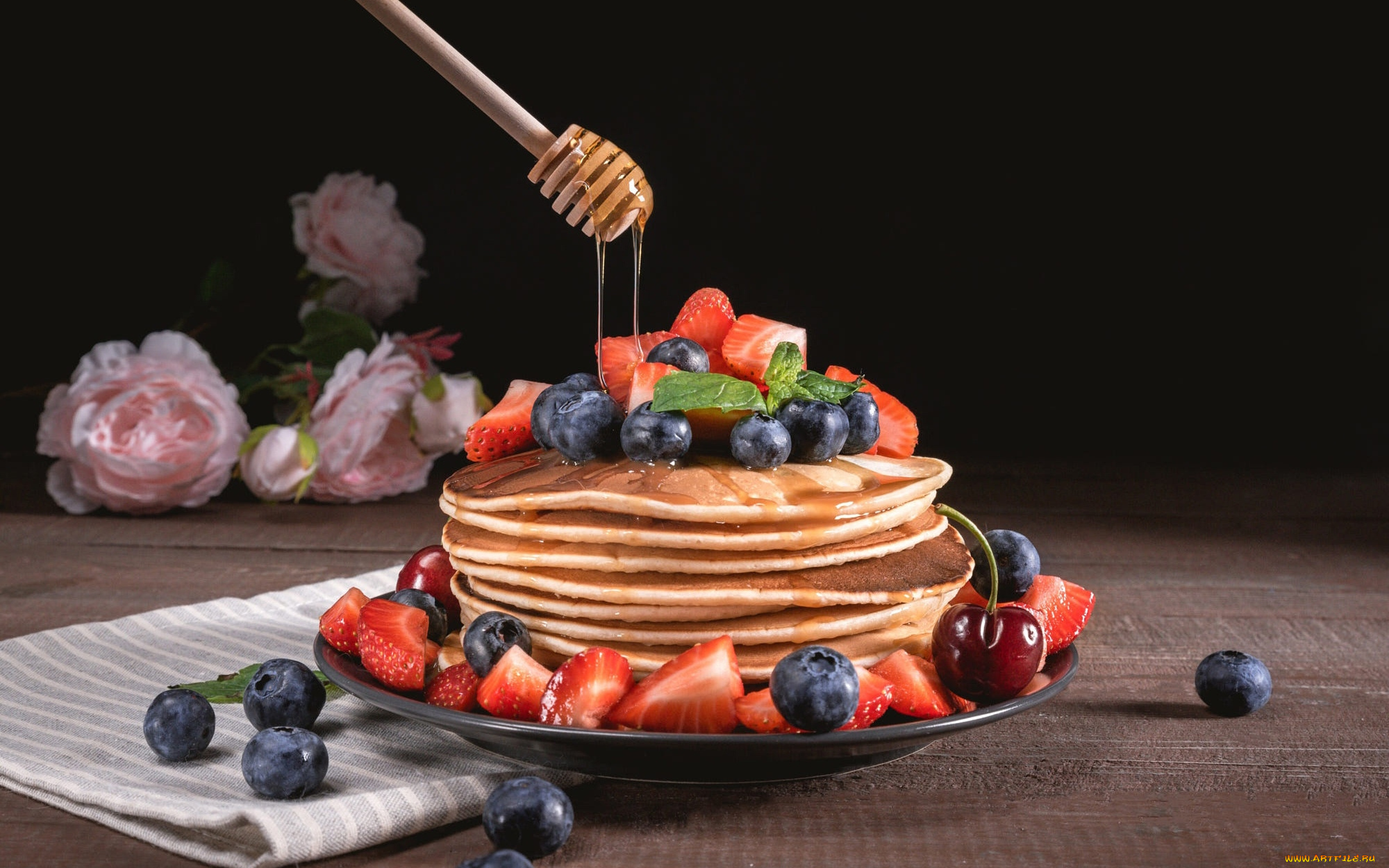 еда, блины, , оладьи, мед, ягоды