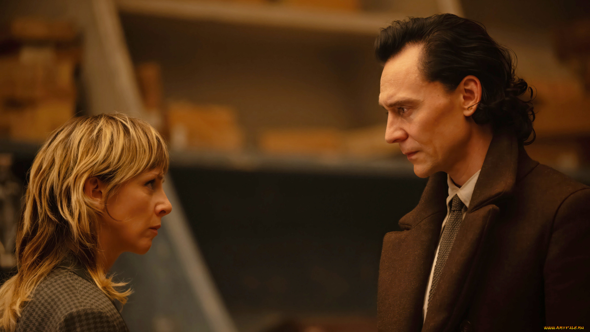 loki, , сериал, 2021, –, 2023, кино, фильмы, сериал, лoки, фантастика, фэнтези, боевик, ceриал, том, хиддлстон, кадры, sophia, di, martino, tom, hiddleston