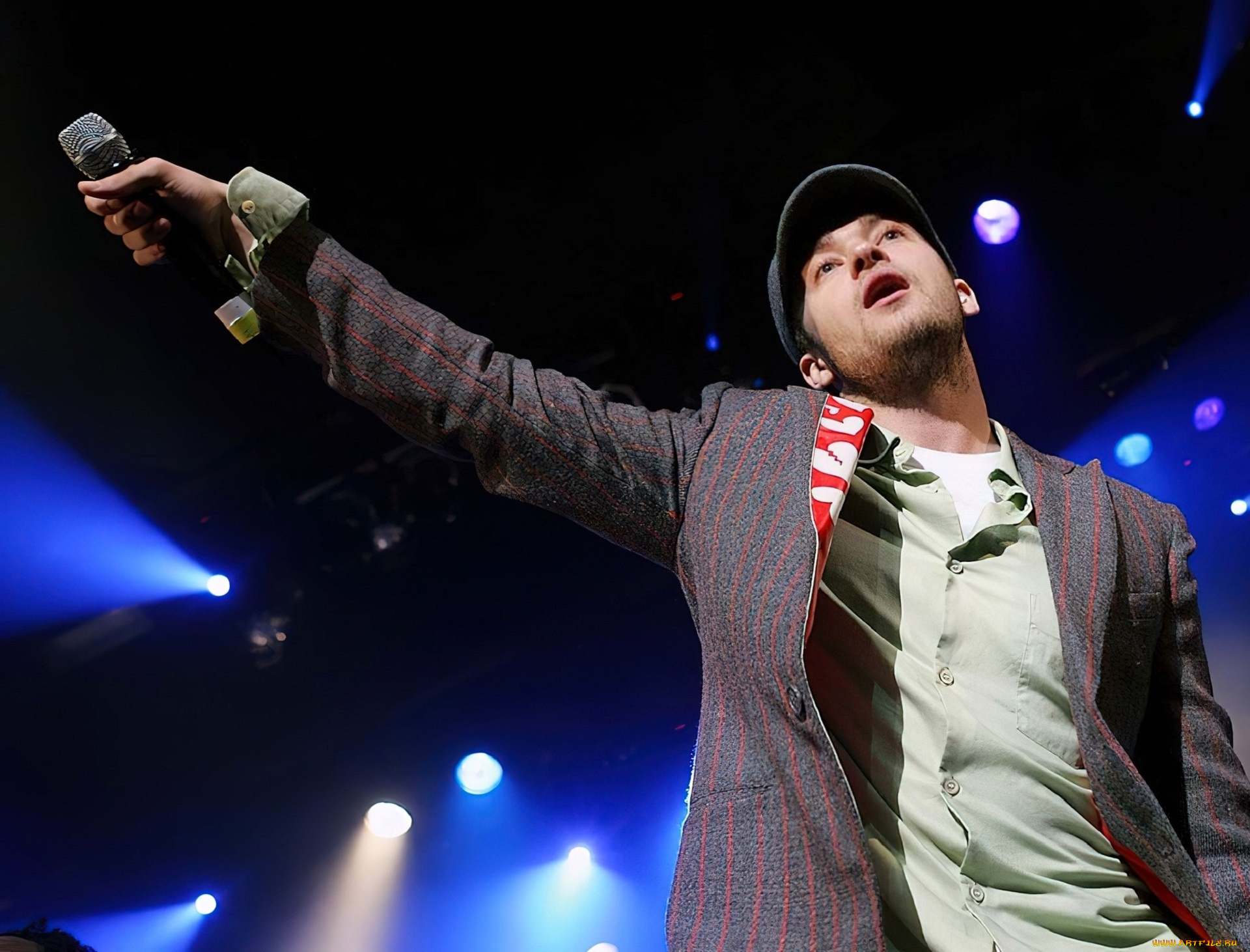 мужчины, justin, timberlake, актер, певец, микрофон, кепка, пиджак, сцена