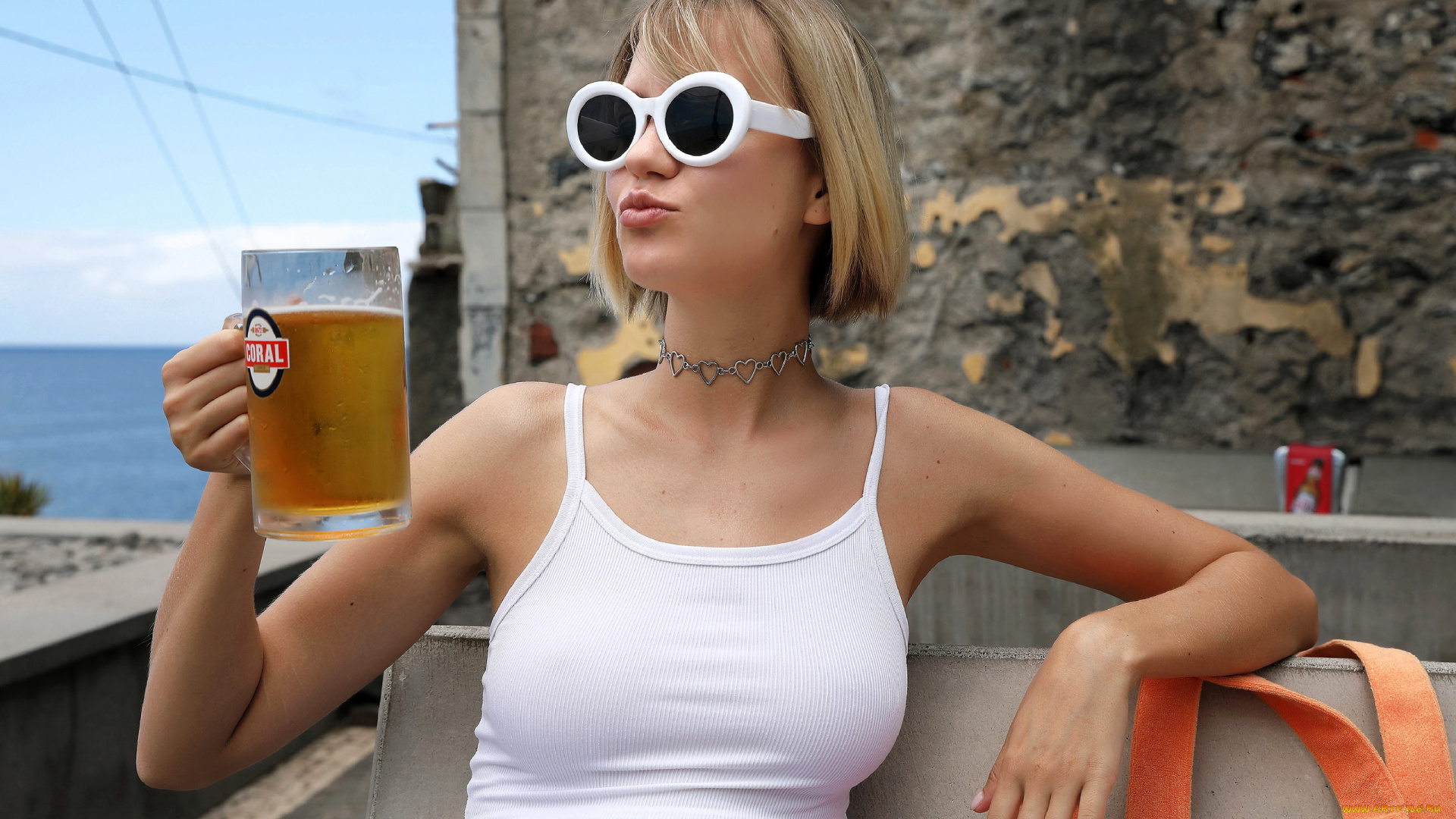 девушки, lana, lane, майка, очки, бокал, пиво