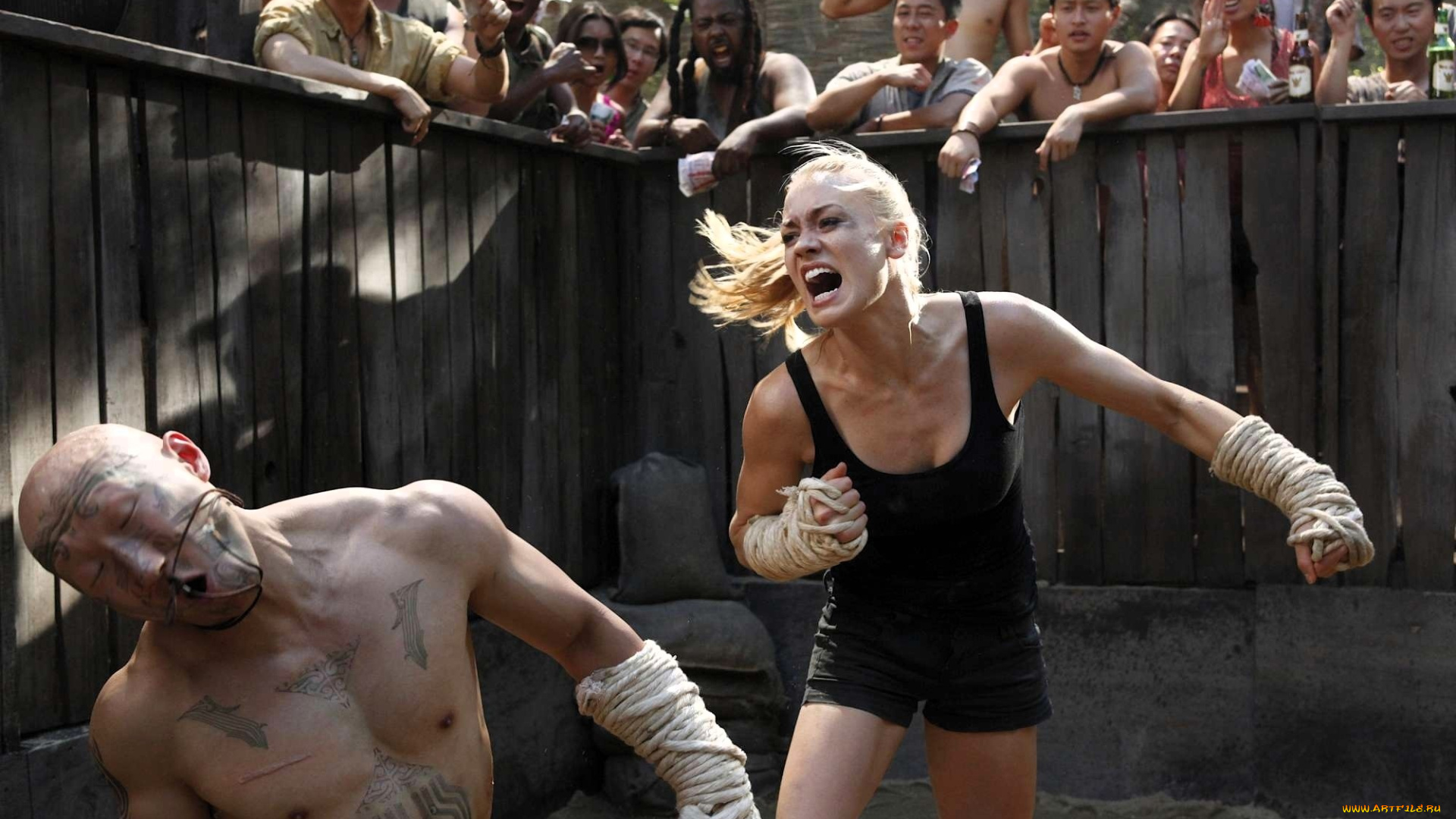 кино, фильмы, chuck, бой, девушка, поединок, зрители, деньги