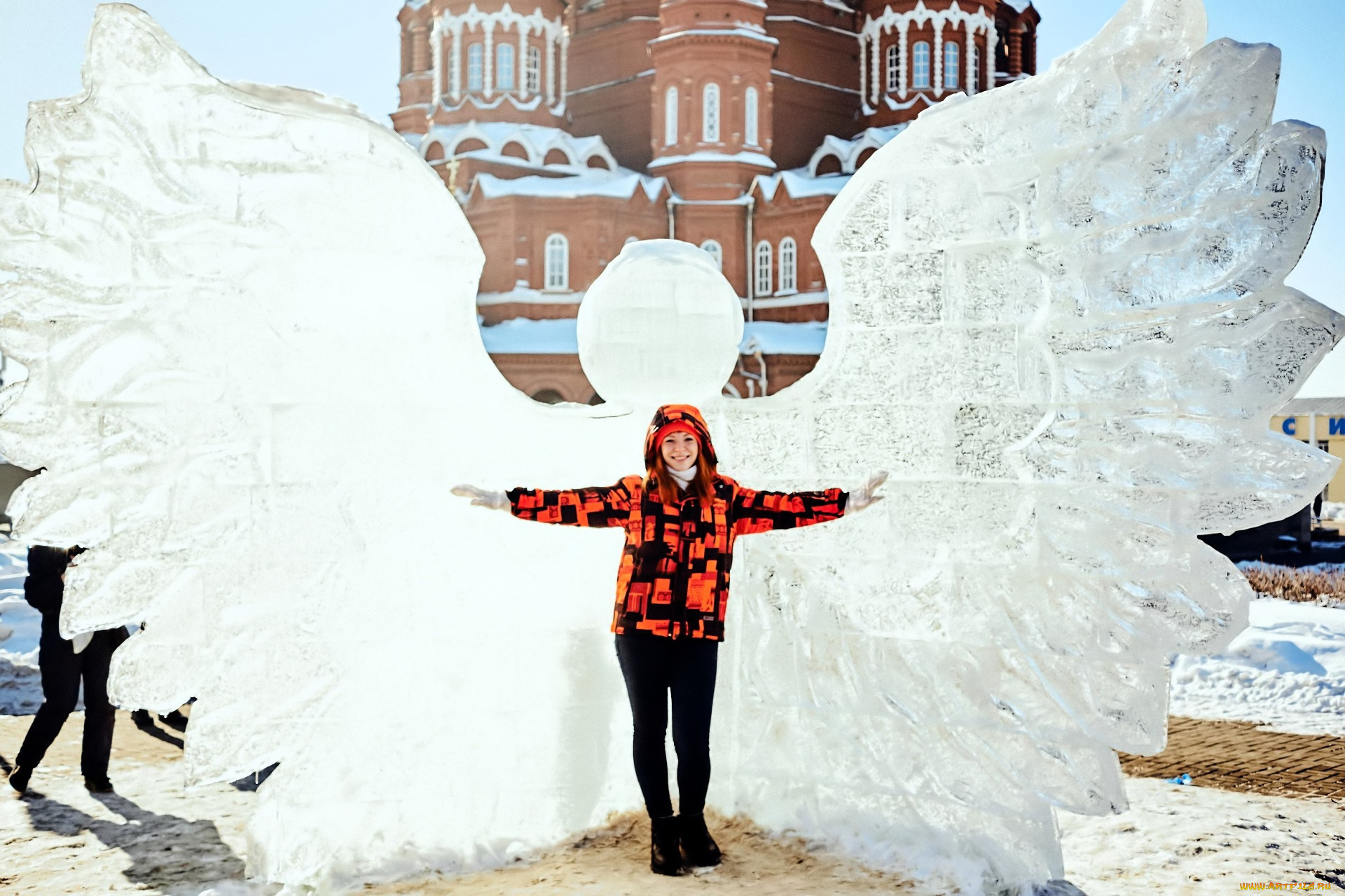 девушки, юлия, огородникова, куртка, крылья, скульптура, лед, храм