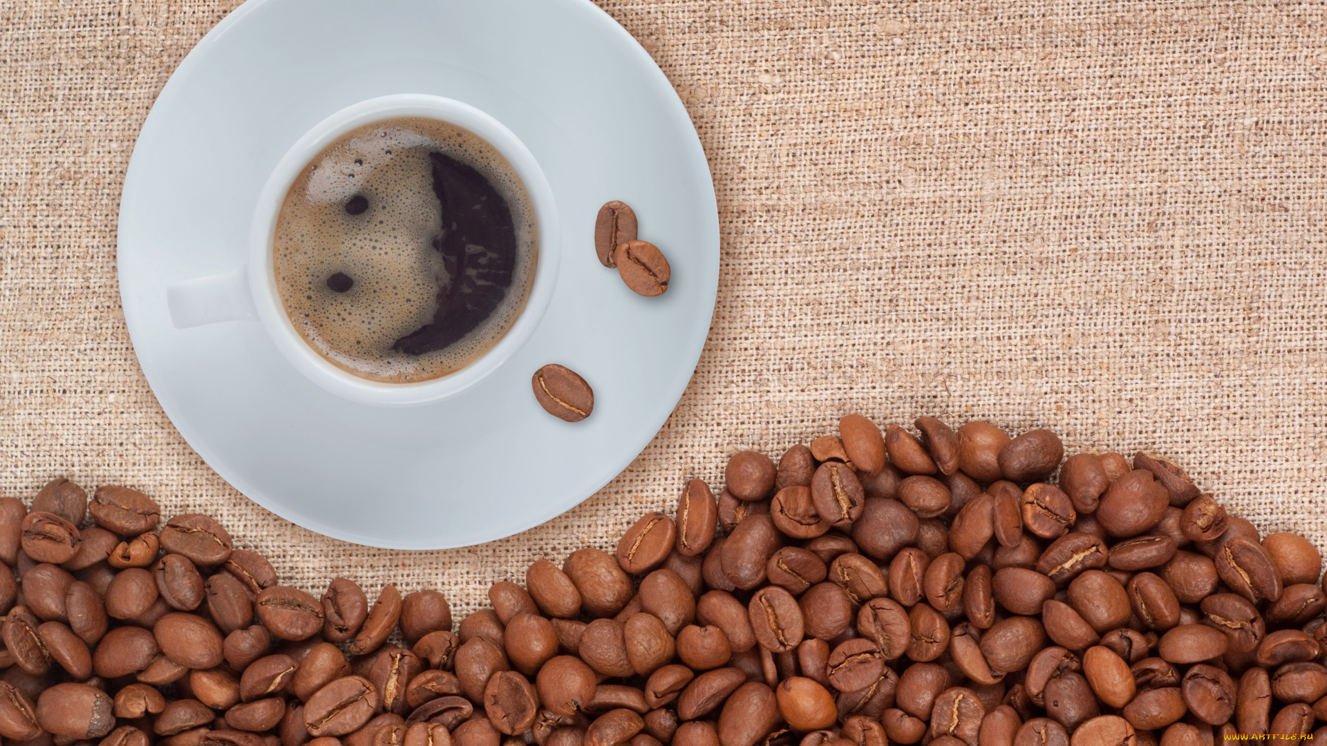 еда, кофе, , кофейные, зёрна, пена, смайлик, напиток, кофейные, зёрна, чашка, блюдце